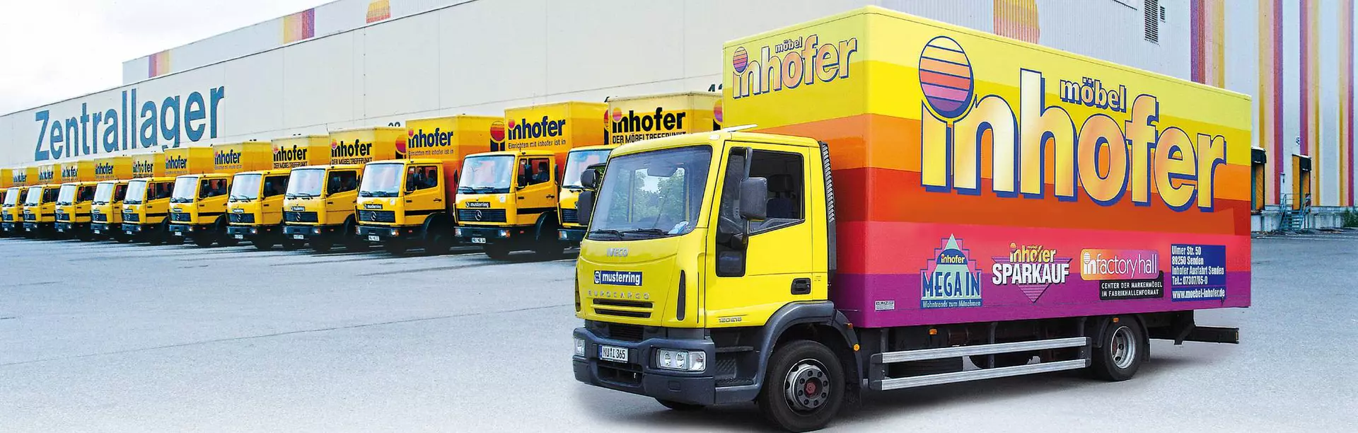 Inhofer-LKW Fuhrpark am Zentrallager