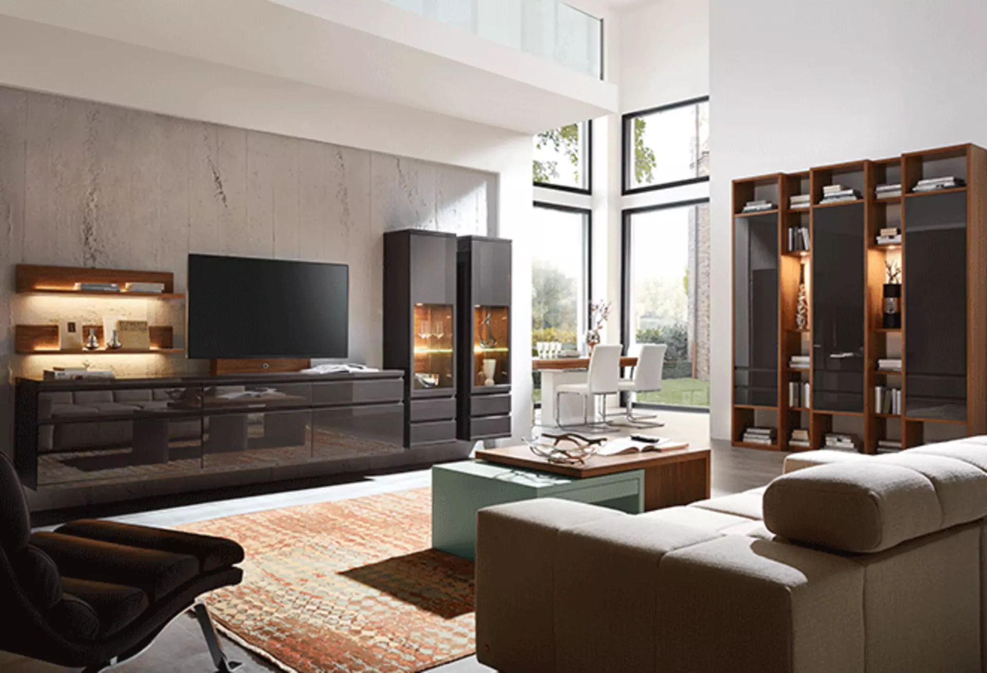 Durchdachter Stauraum im Wohnzimmer bringt Entspannung in den Raum