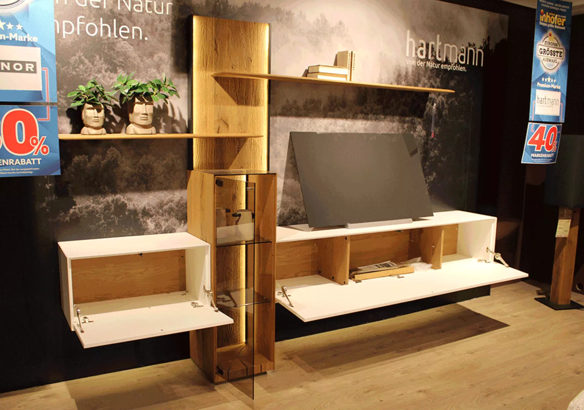 Abverkaufs Wohnwand mit offener kommode