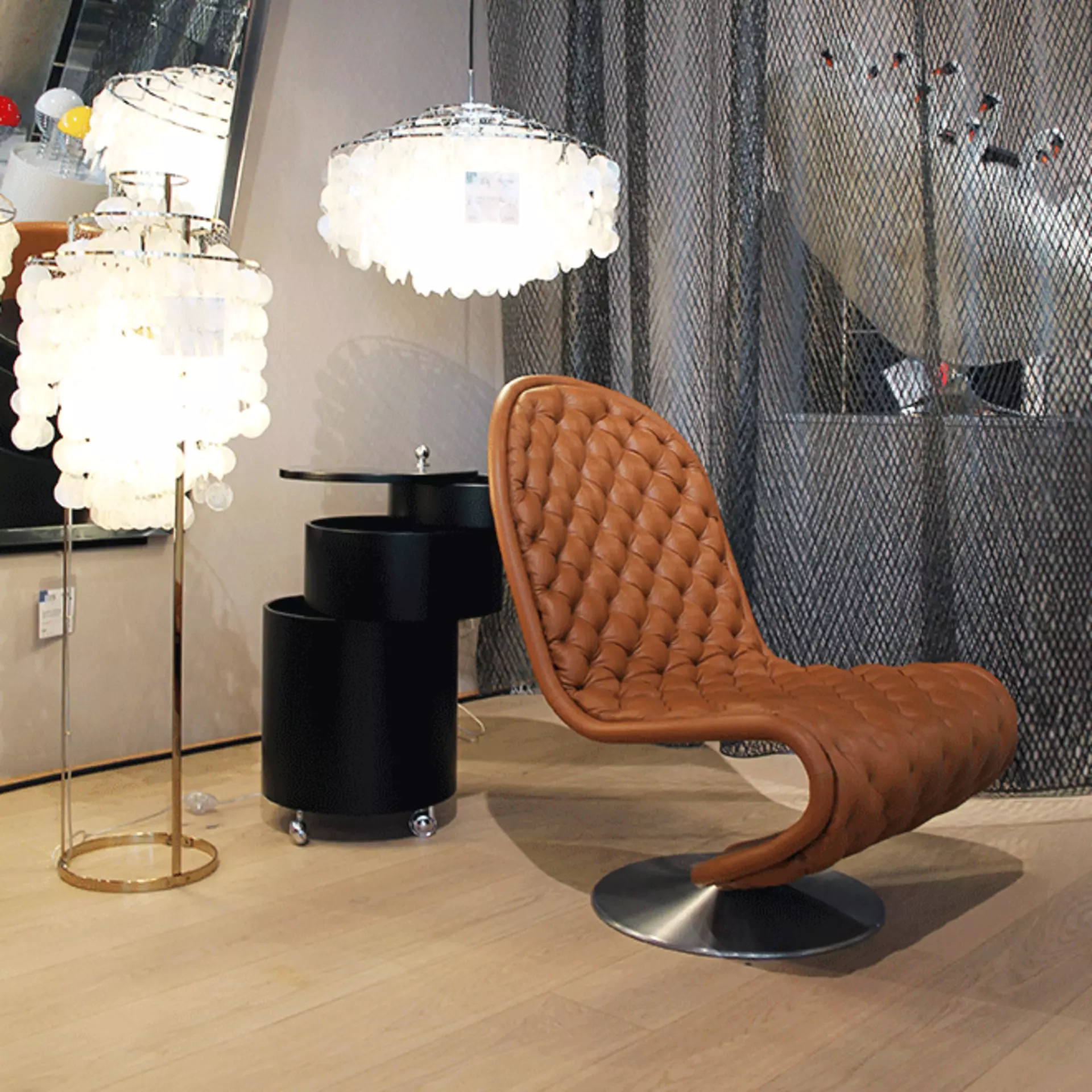 Panton Möbel und Leuchten von Verpan in der Sonderausstellung bei interni