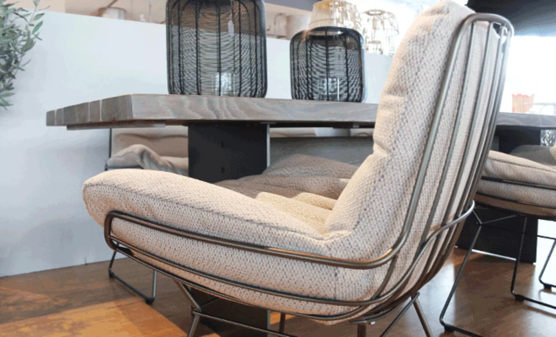 Elegant und unglaublich bequem: der stilvolle Stuhl Leyasol von Freifrau