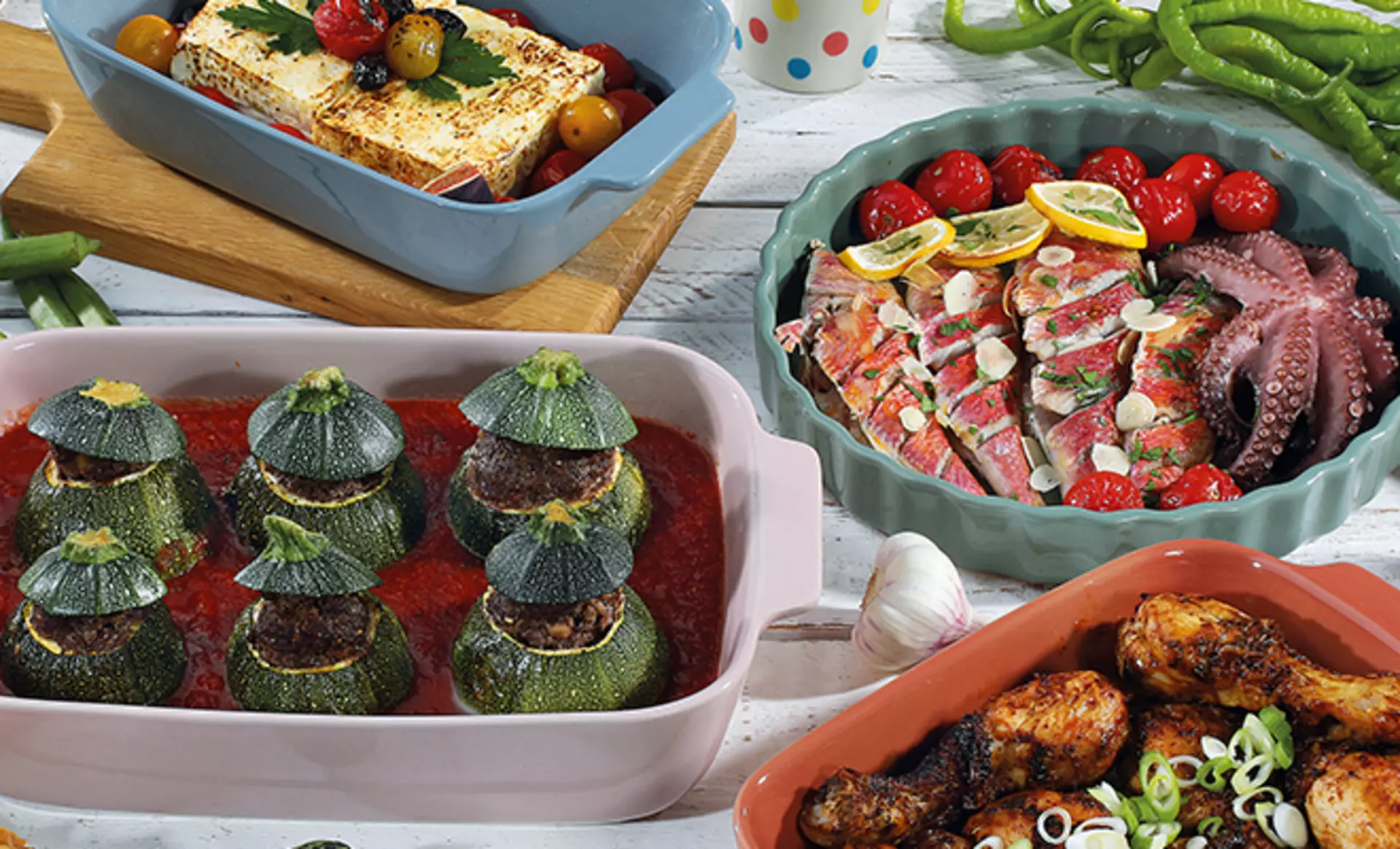 Ofenformen von Küchenprofi in verschiedenen Farben und Größen