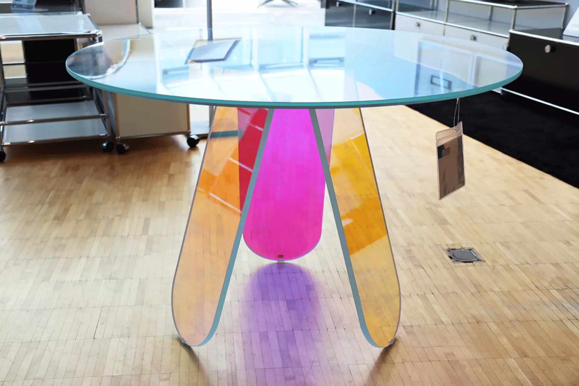 Glas Italia Tisch Shimmer bei interni by inhofer