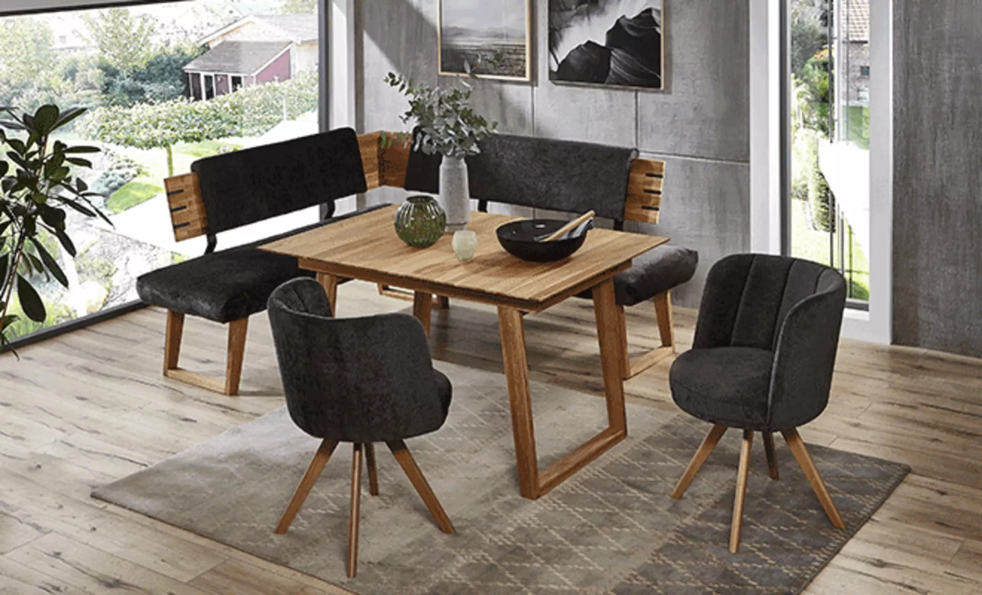 Ein Bild von einem Kleinen Esszimmer mit ausziehbaren Tisch in den Maßen 660x400px