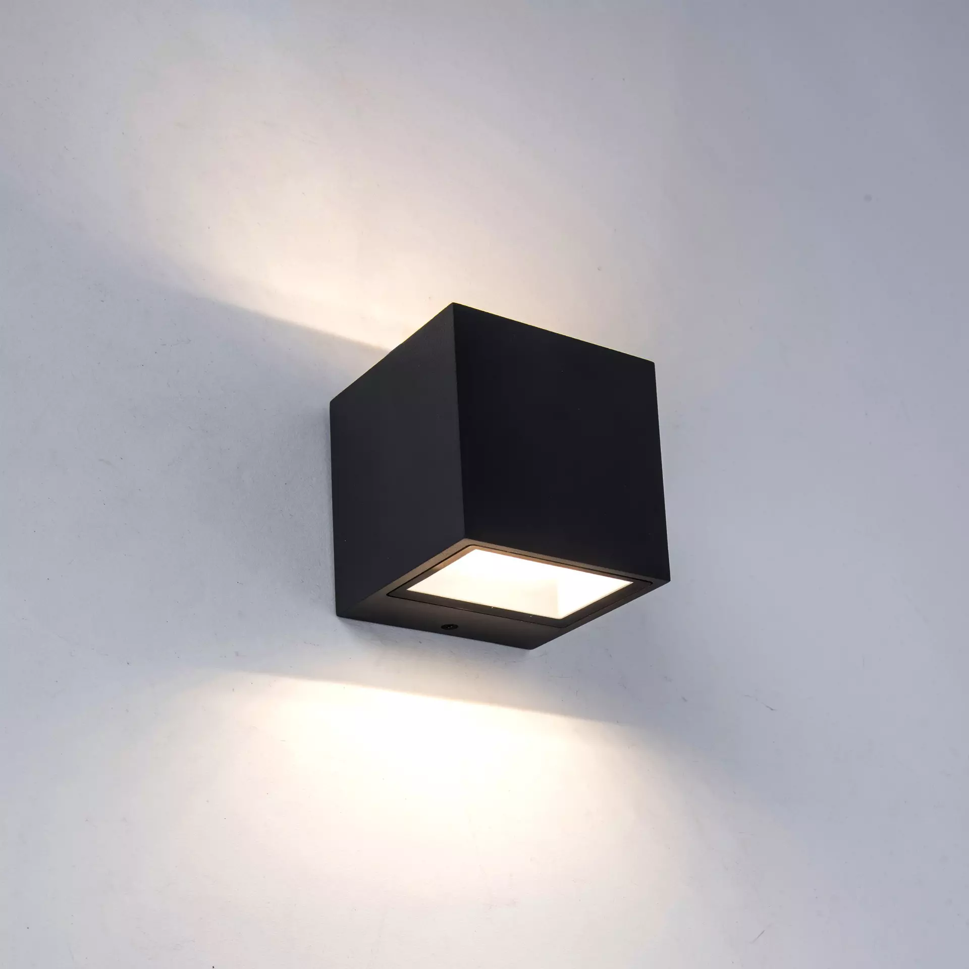 Wand-Aussenleuchte GEMINI Eco-Light Metall 8 x 8 x 8 cm