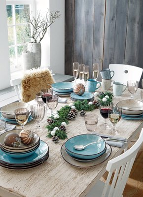 4. Bild von Weinglas Glas braun