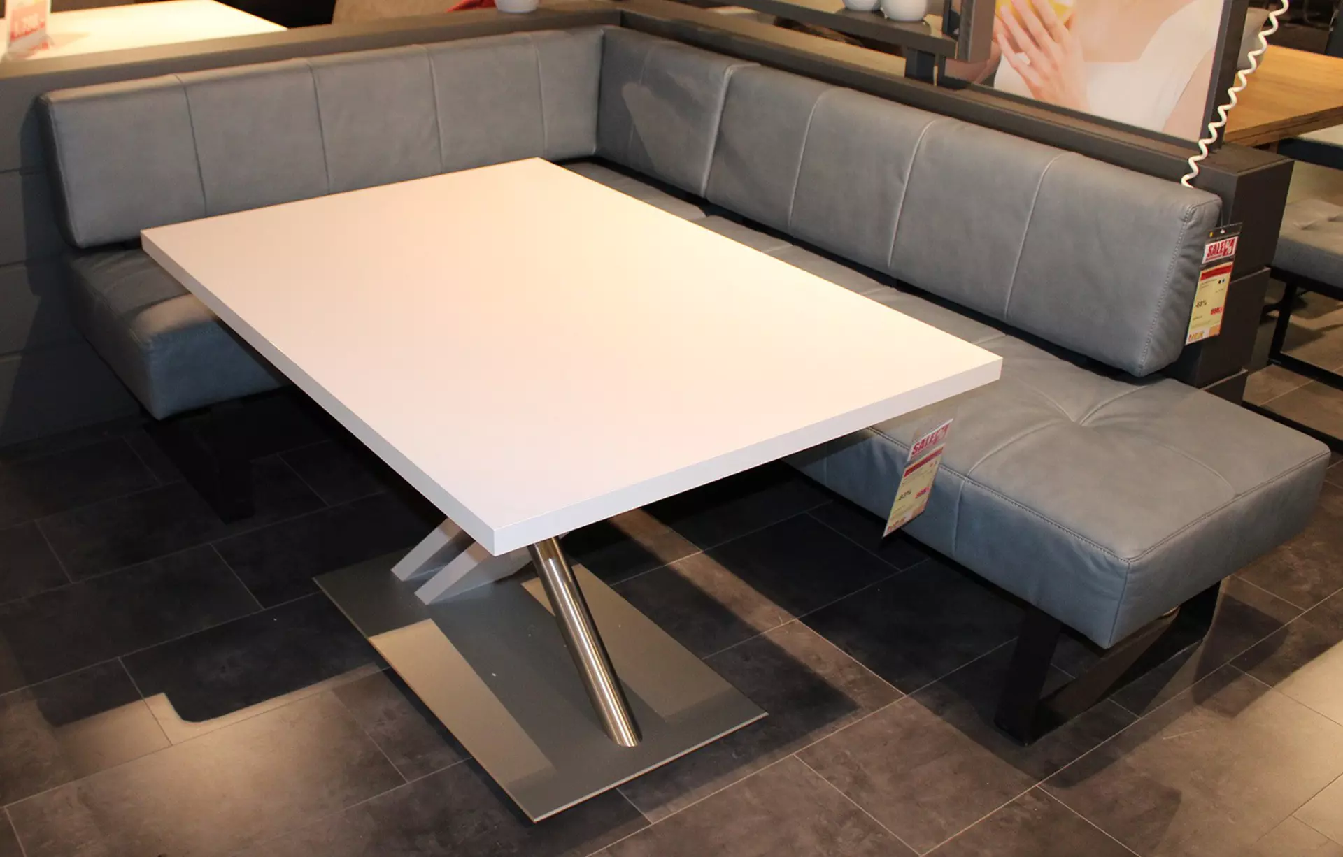 Tisch 5194
