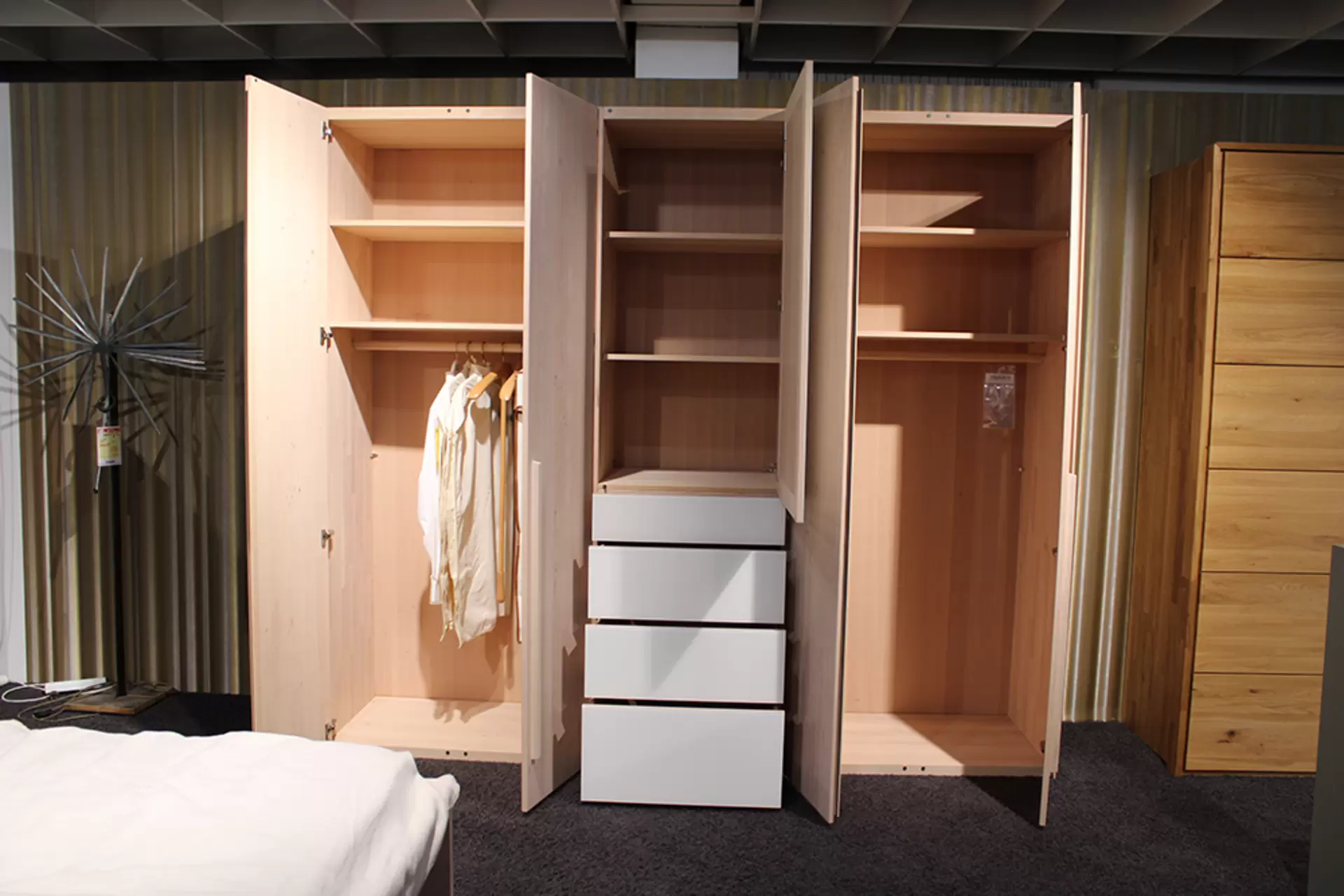 Das Schlafzimmer LUNETTO von Team 7 in hellem braun