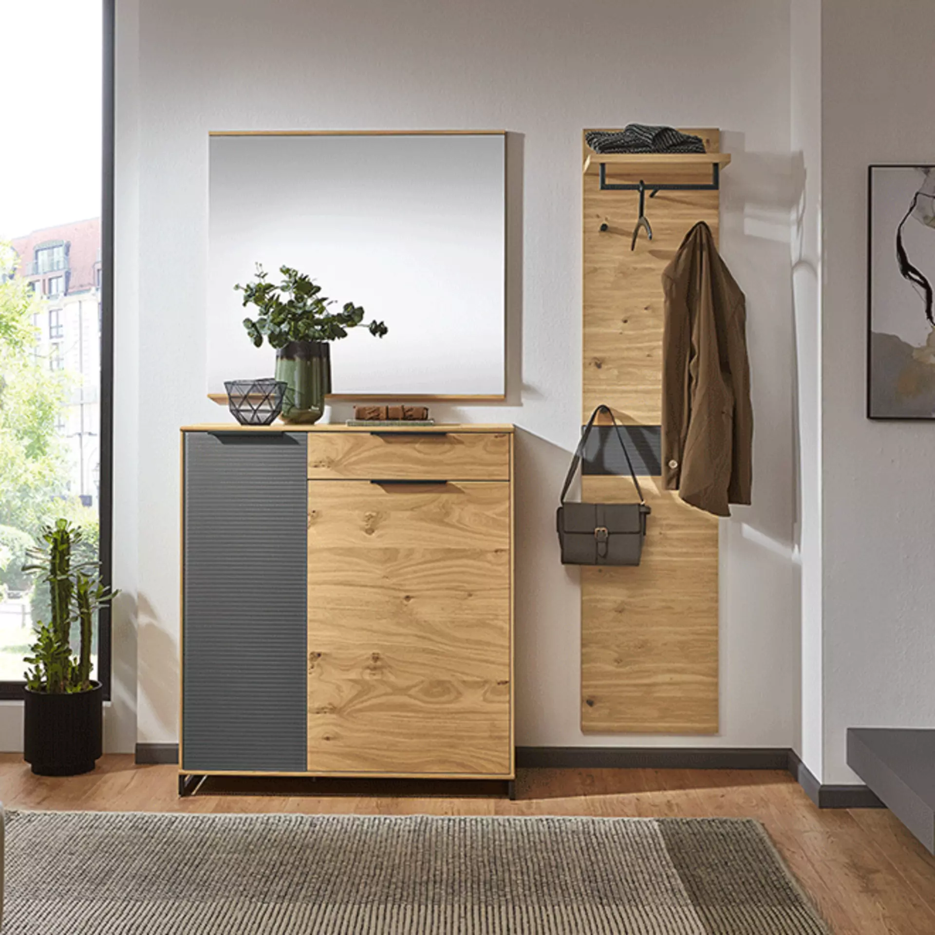 Vielfältige Garderobensets bei Möbel Inhofer