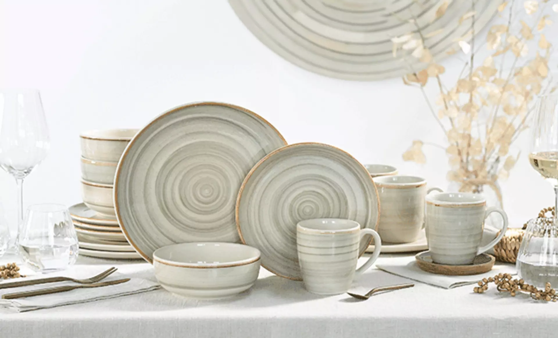 Schöne Geschirr-Sets von Creatable