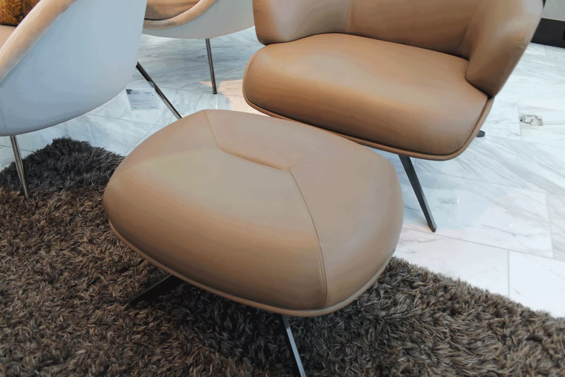 KENSINGTON Sessel mit Hocker Molteni&C 