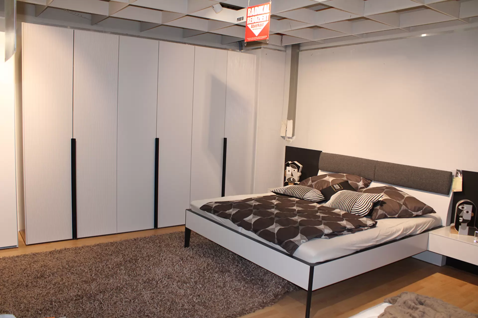 Schlafzimmer LUGANO Glattlack Steingrau