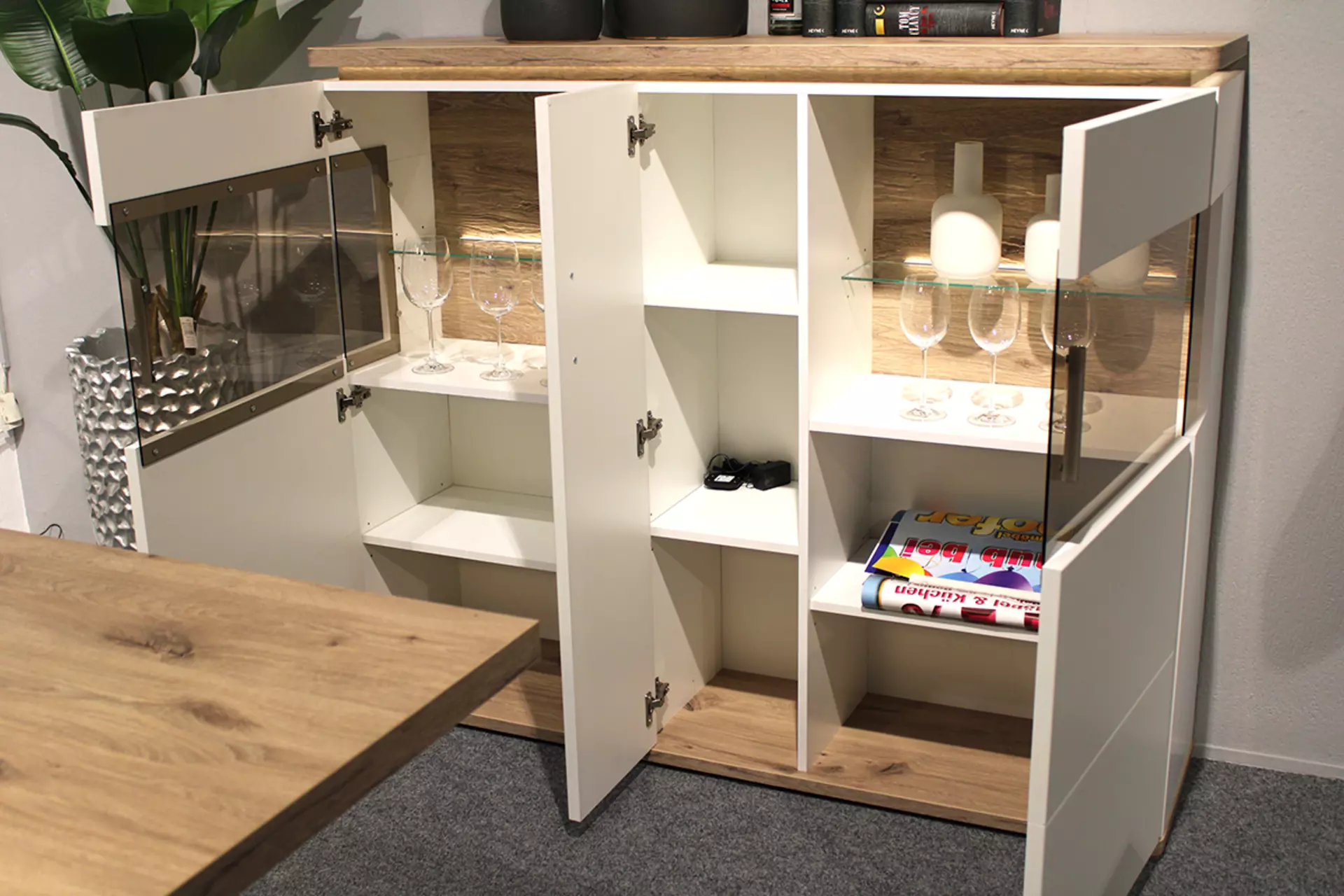 Highboard Soft White Melamin Nachbildung offen