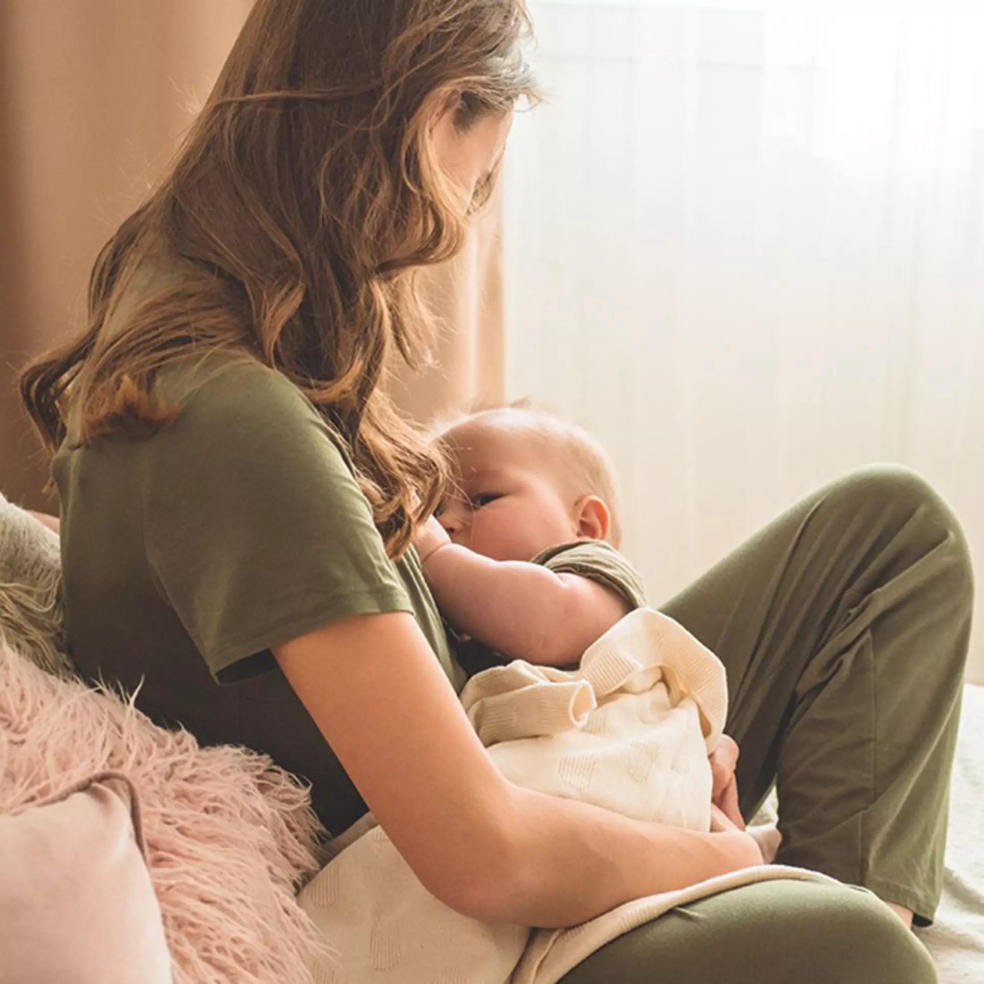 Mit einer Stillecke im Babyzimmer wird es entspannt und gemütlich