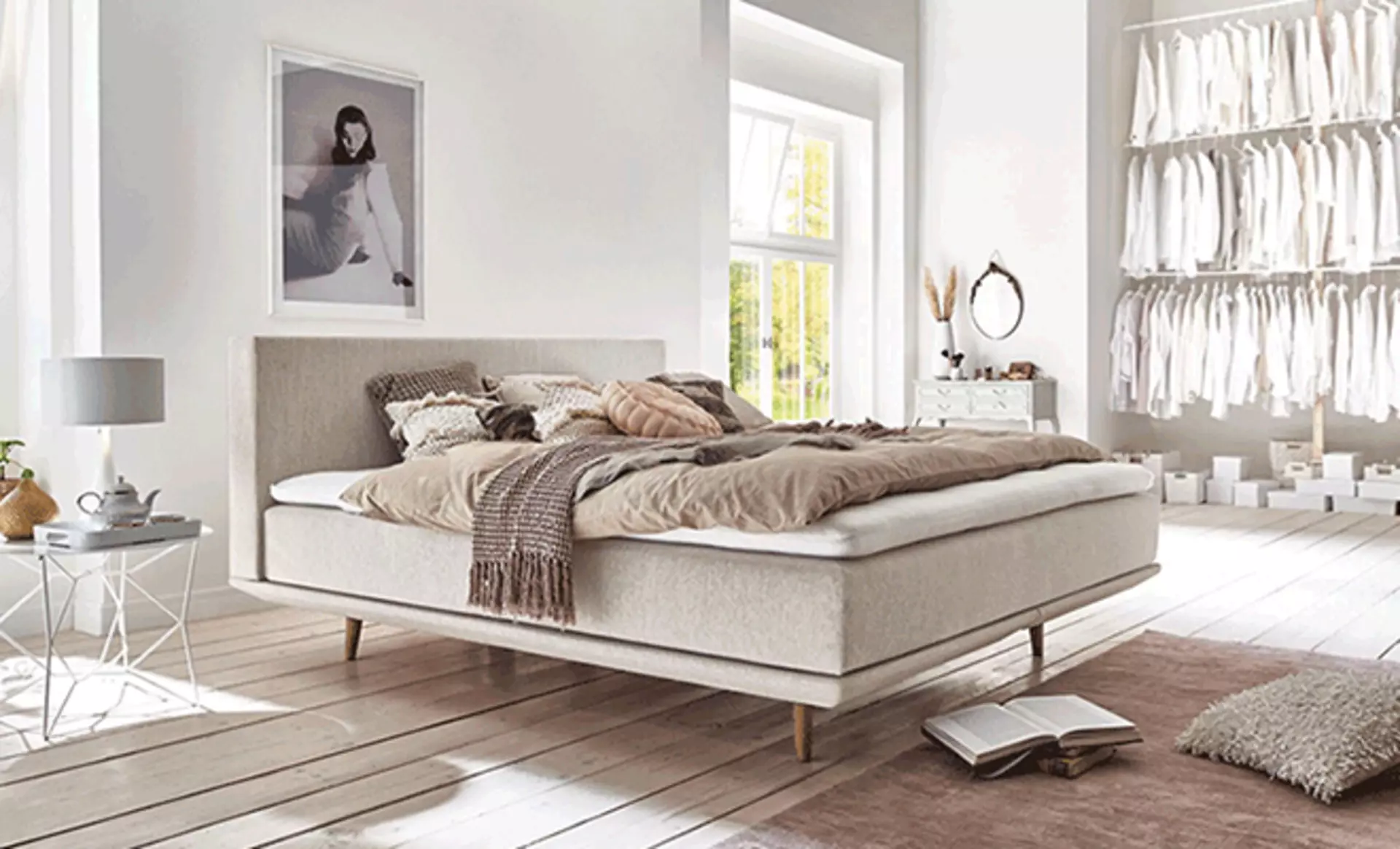 Schlafzimmer in Weiß