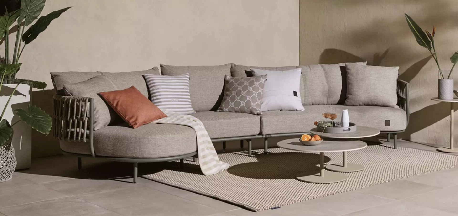 Polstergarnitur für den Garten