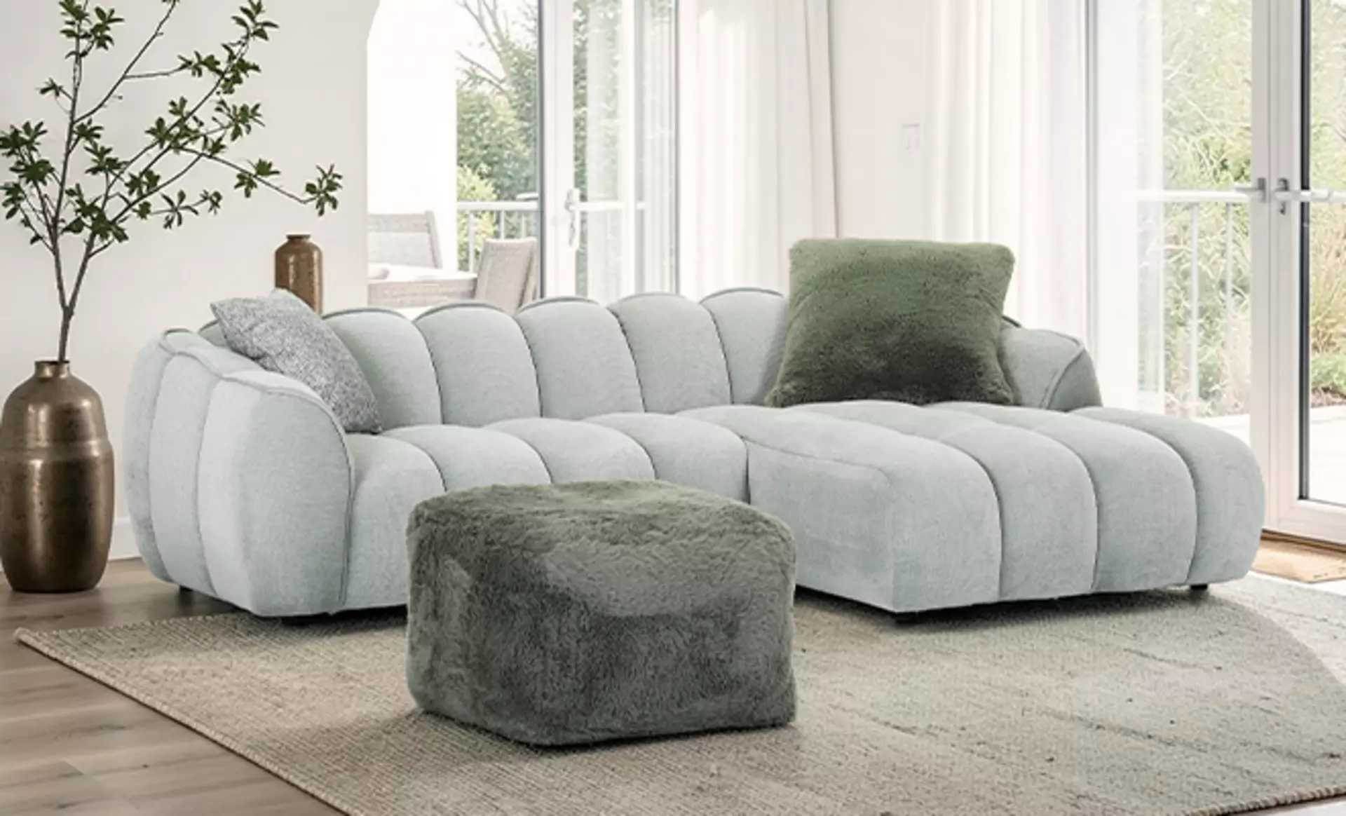 Üppiges Sofa und Cord Hocker von Gutmann Factory