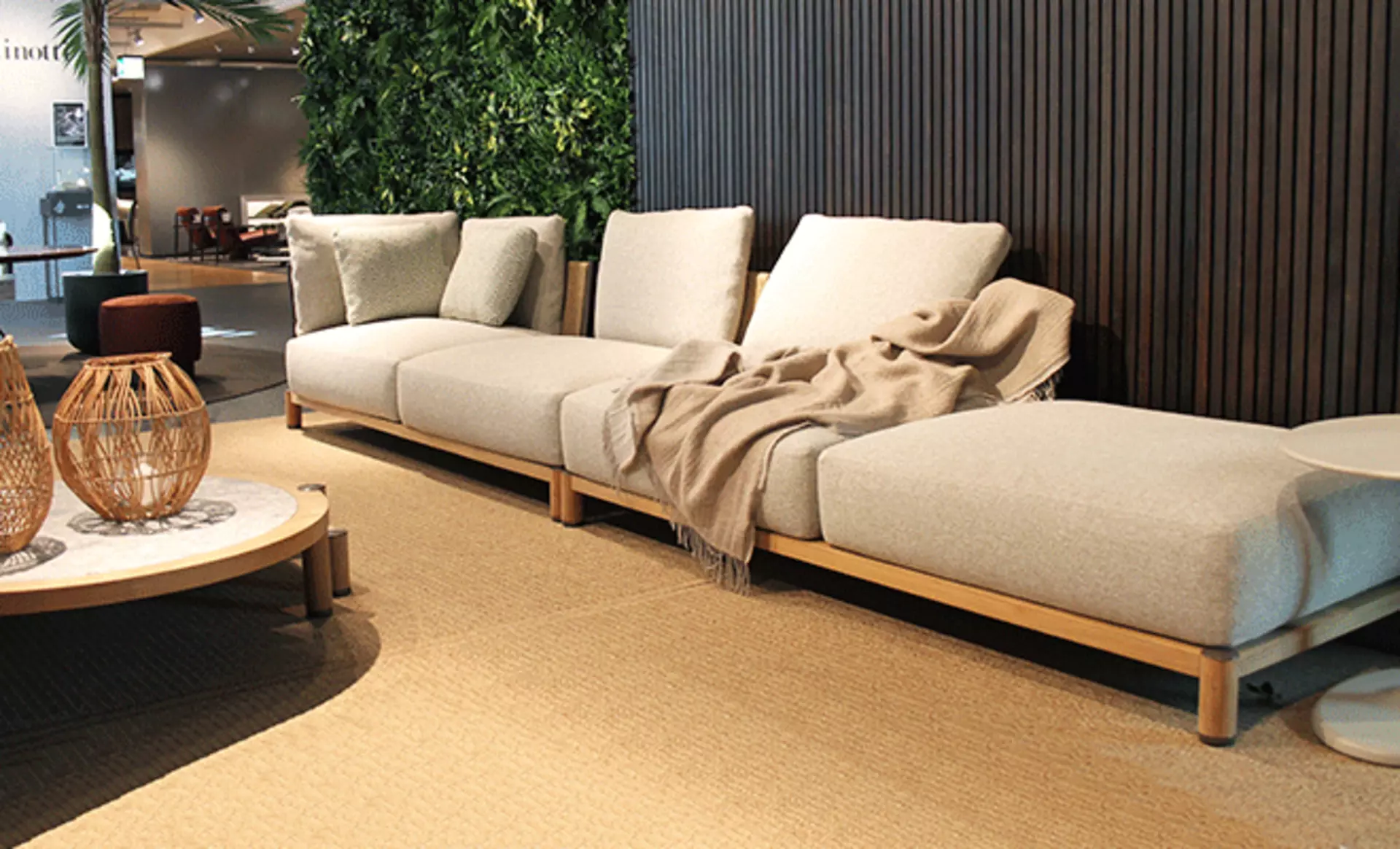Modulares Outdoor-Sofa Daylight von Minotti