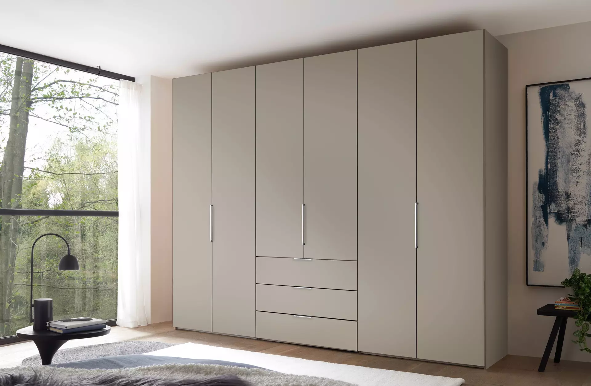 Drehtürenschrank