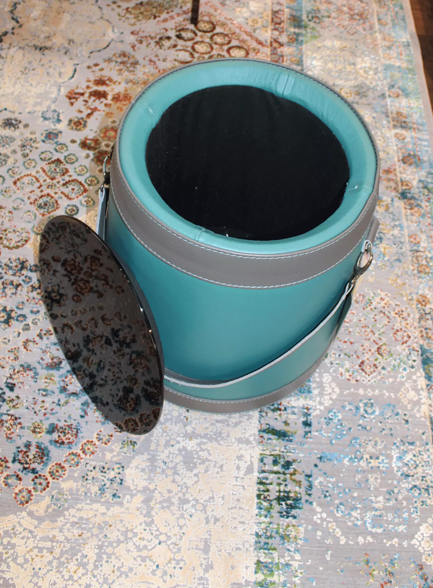 Gamma Hocker BRUCE  Weitere 