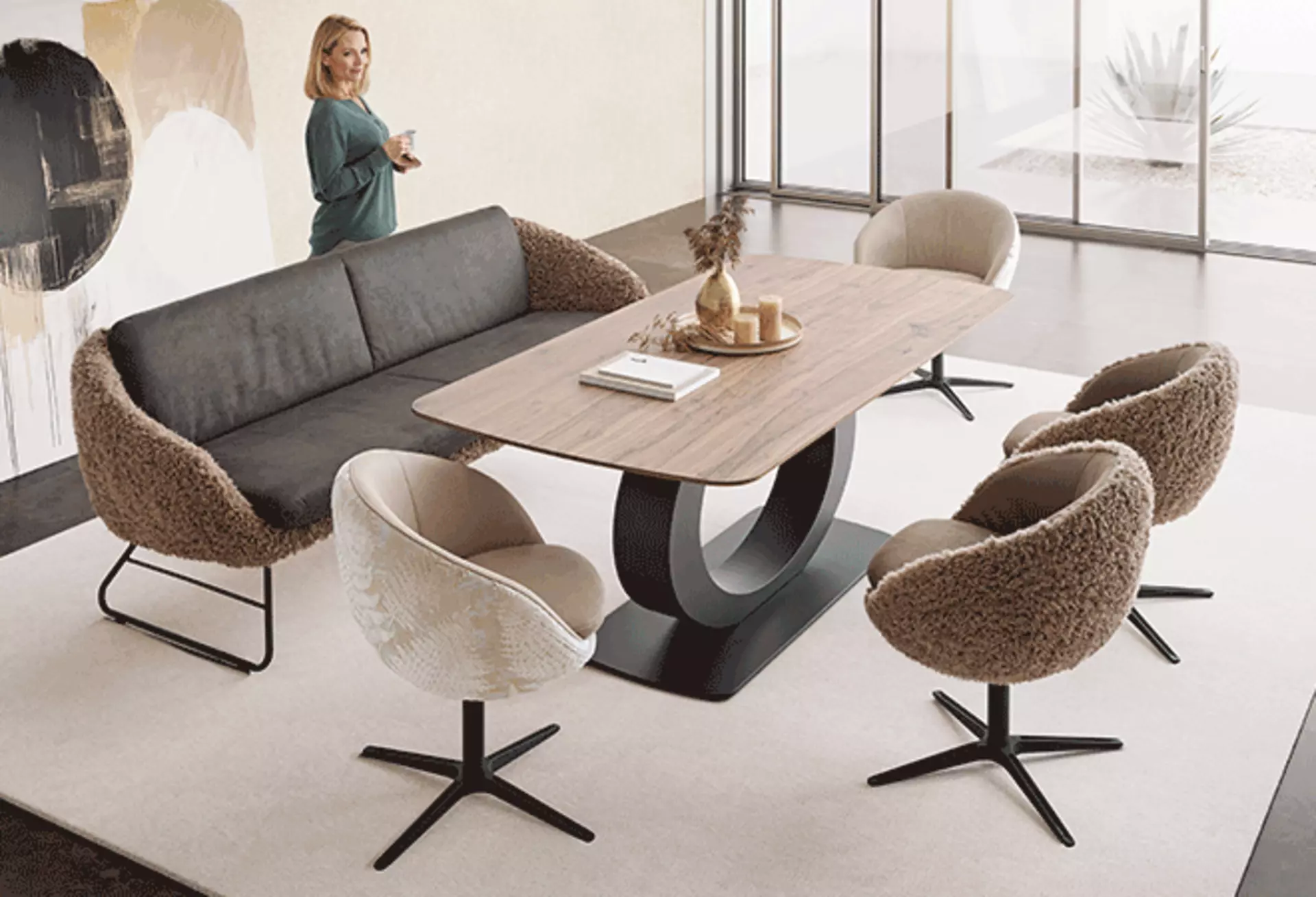 Ausdrucksstarke Esszimmermöbel für den Erlebnisraum