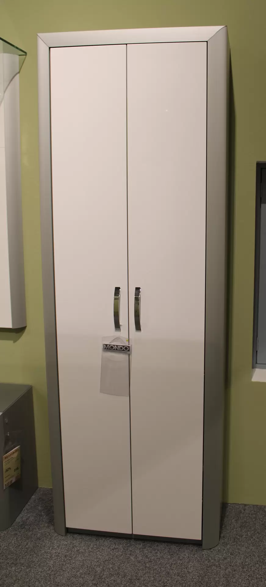 Der Schrank ENTRY MONDO von Arredikit in weiß