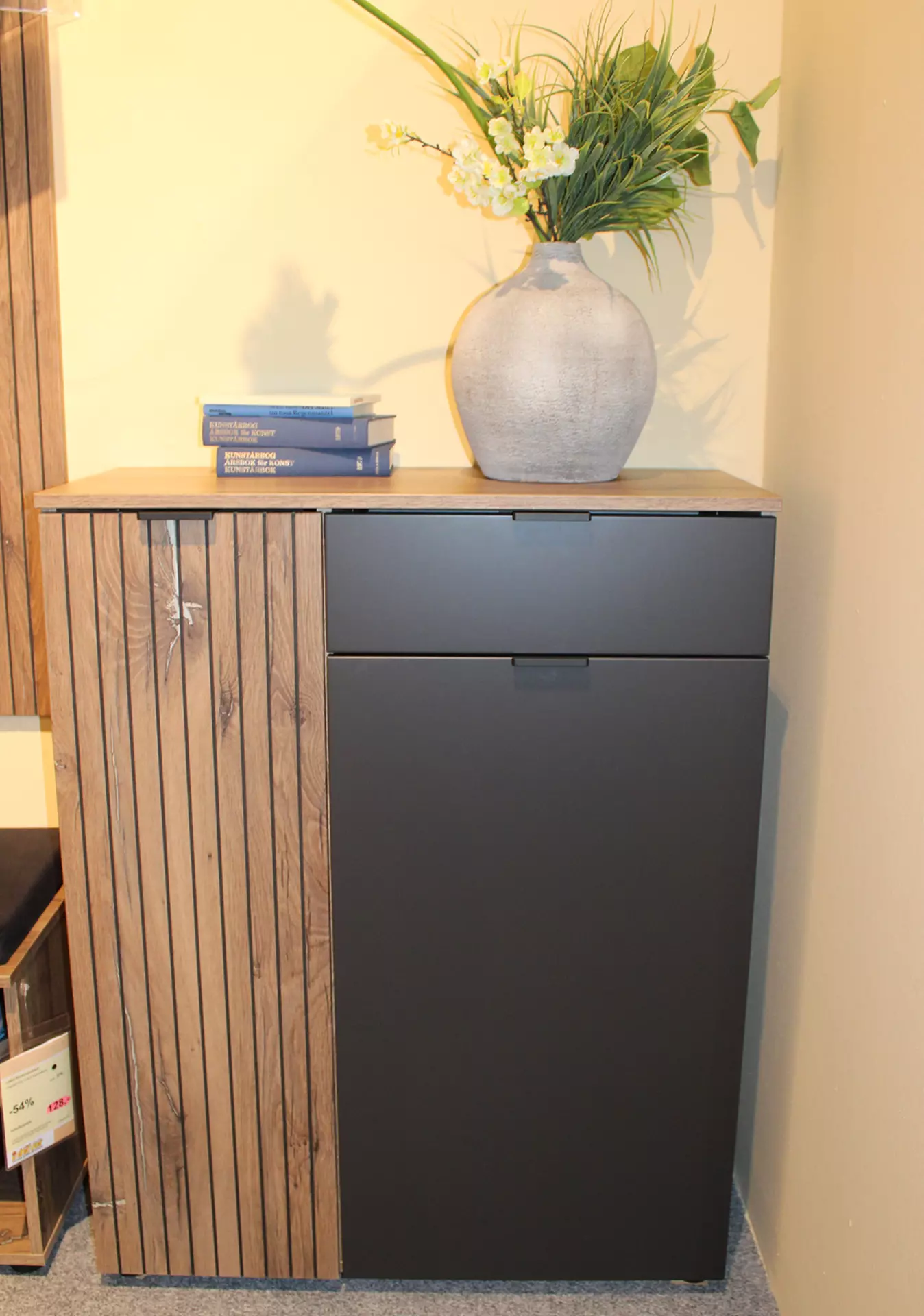 Schuhschrank LINEA Flagstaff Oak Umbra Nachbidlung