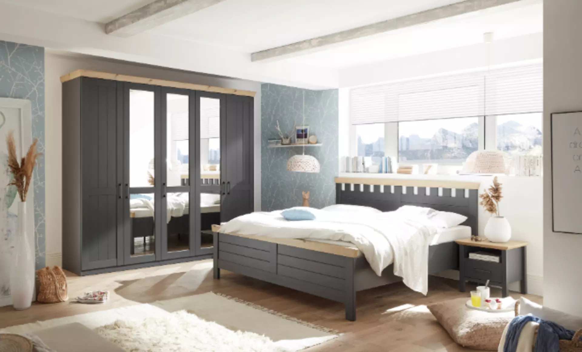 Das Teaserbild der Marke LIV´IN zeigt ein Bett aus ihrem Sortiment