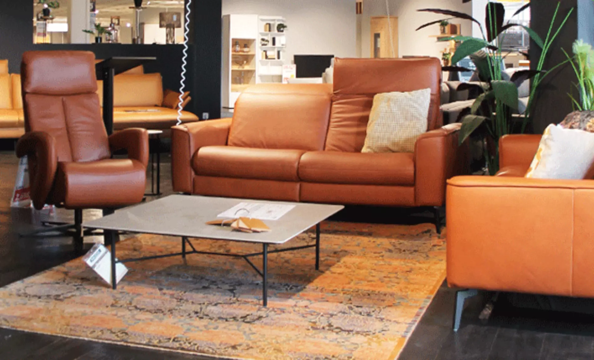 Der Premium-Polstermöbel Hersteller Hukla in der Ausstellung bei Möbel Inhofer