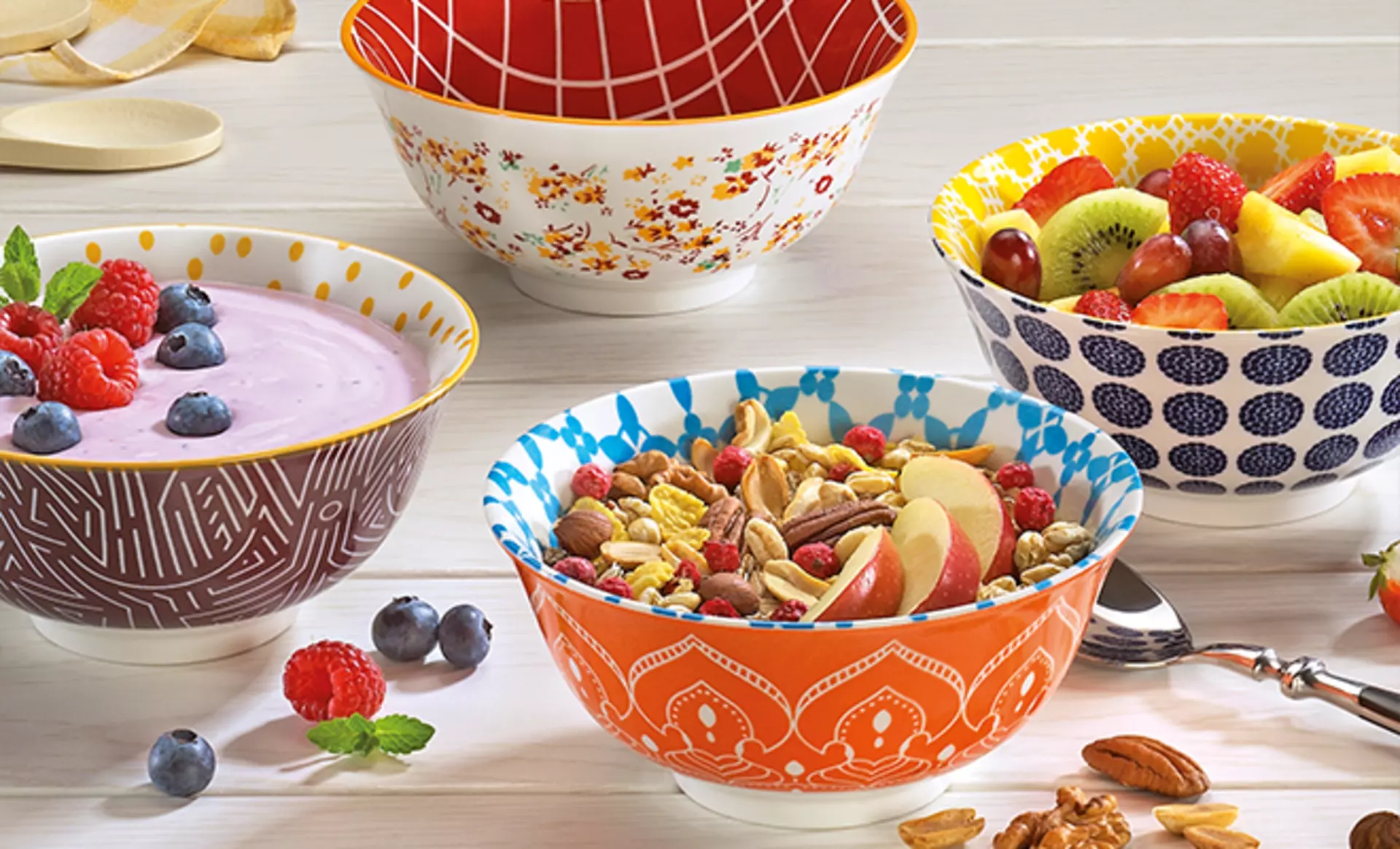 Servierschüsseln mit Dekorelementen von cilio