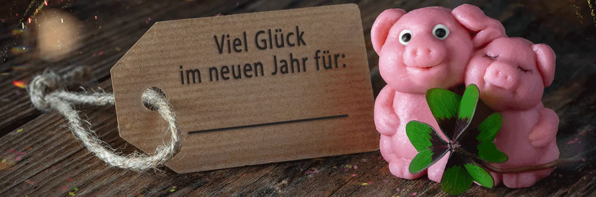 Glückssymbole als Gastgeschenk passen perfekt zum Silvester Dinner