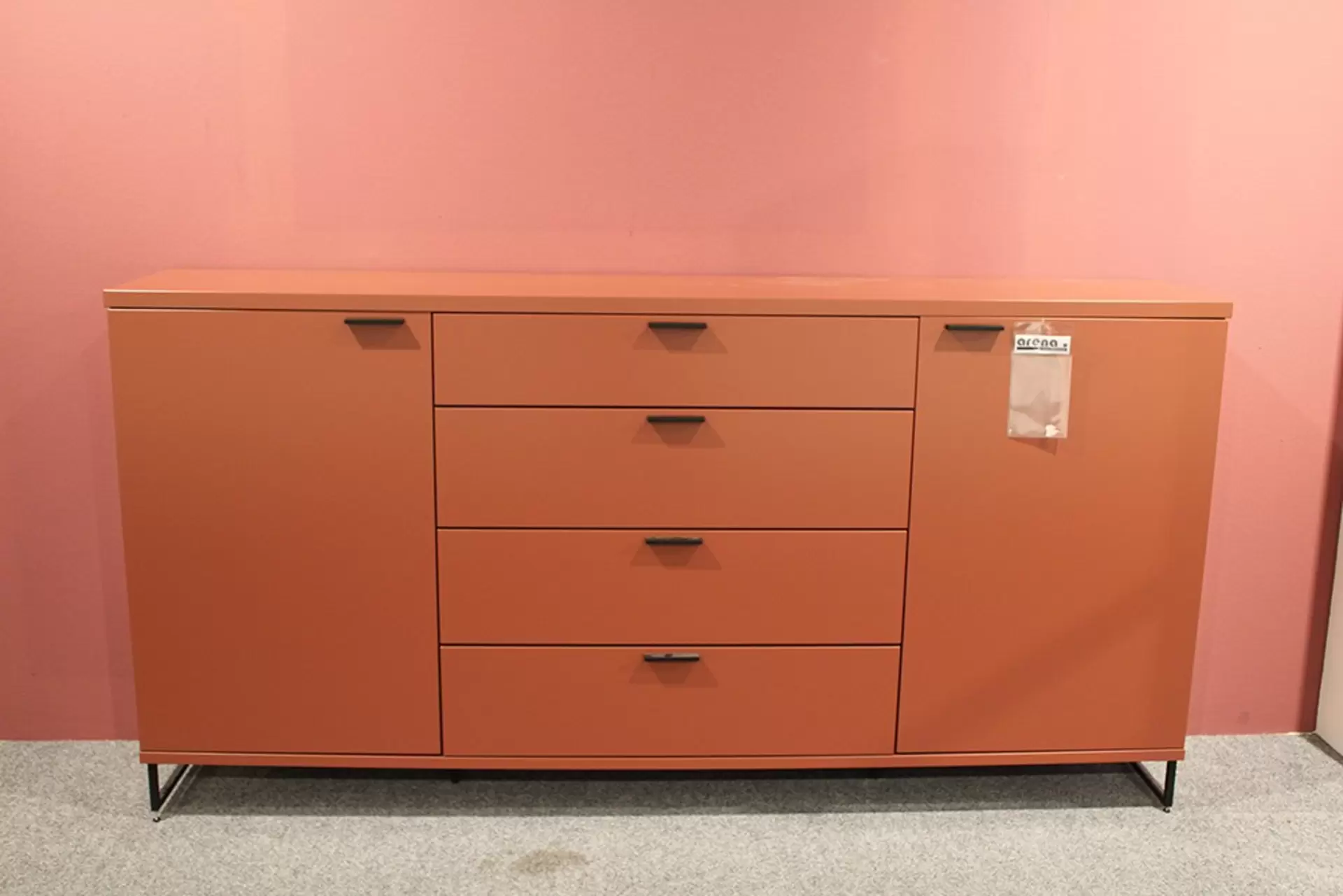 Sideboard von Arena in Orange