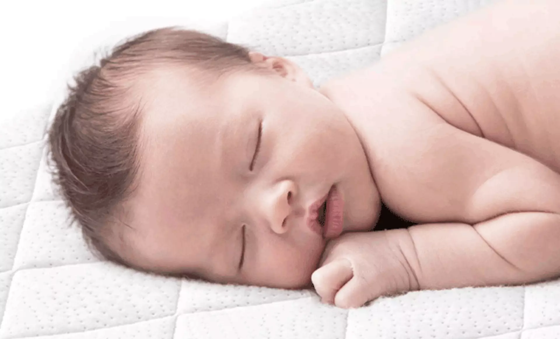 Sicher und geborgen: spezielle Babymatratzen von spezialisierten Herstellern