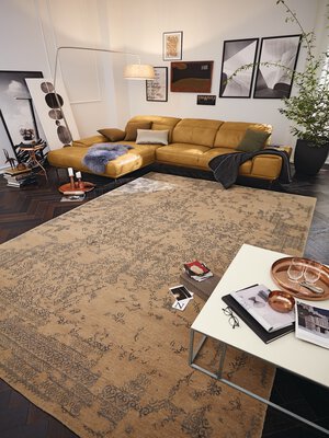 Bild von Handknüpfteppich ca. 200 x 140 cm braun
