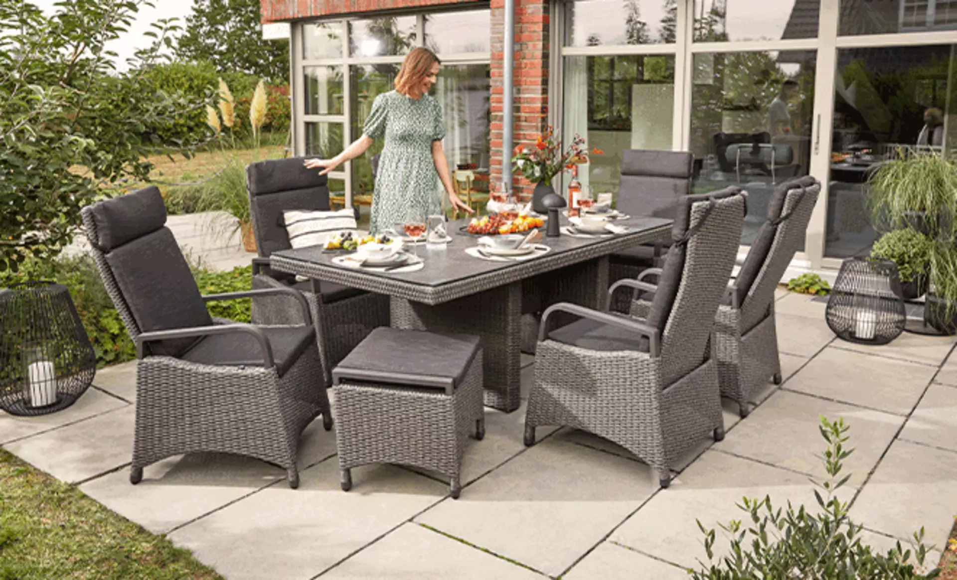 Dining-Lounge für den Garten