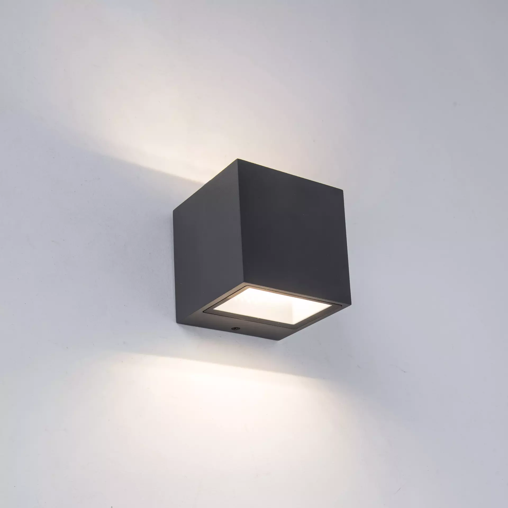 Wand-Aussenleuchte GEMINI Eco-Light Metall 8 x 8 x 8 cm