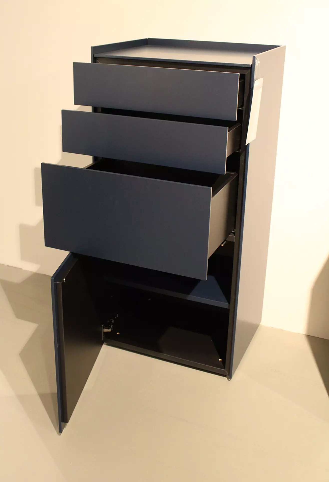 Highboard CASE Schwarz Melamin matt