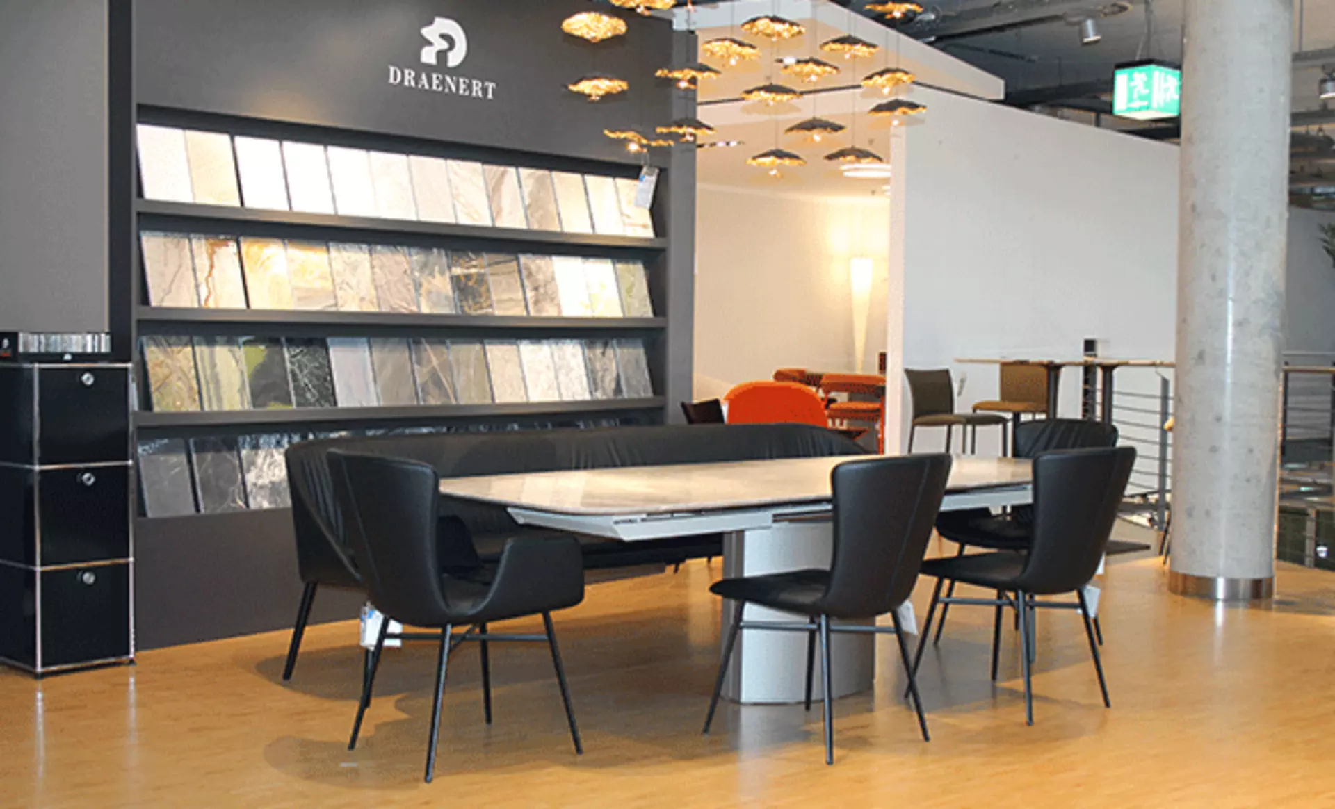 Ob Holz oder Naturstein - Draenert steht für eindrucksvolle Esstische