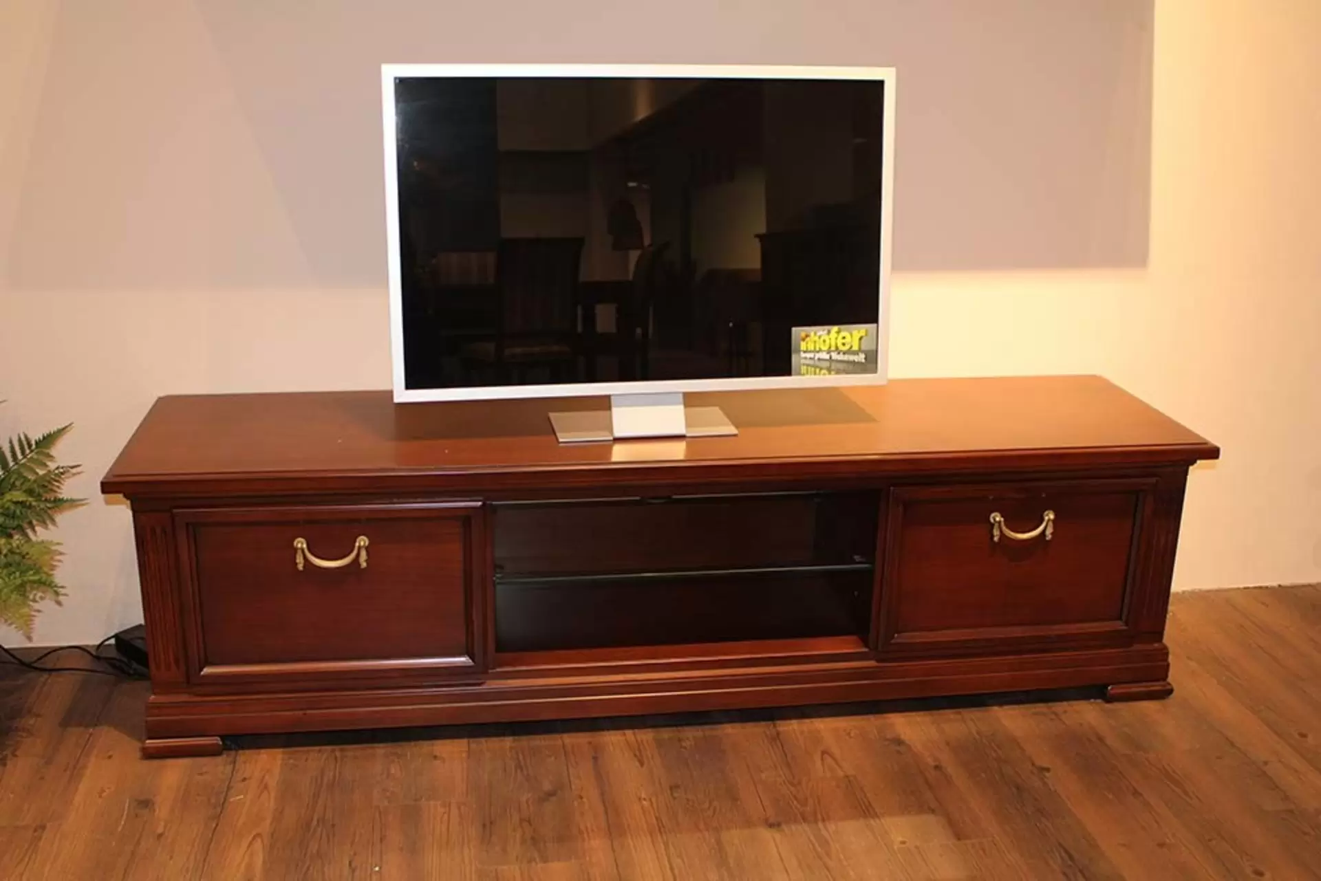 TV- Schrank aus dunklem HOlz