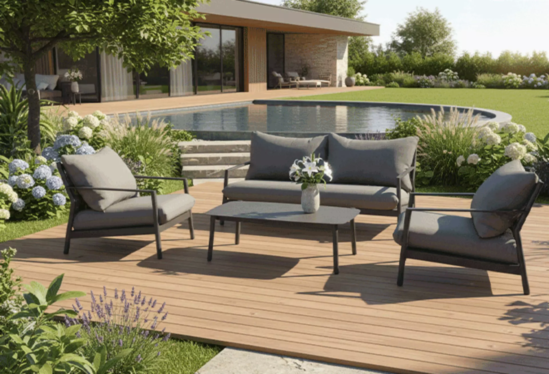 Kompakte Loungegruppe von Tierra Outdoor für den übersichtlichen Balkon