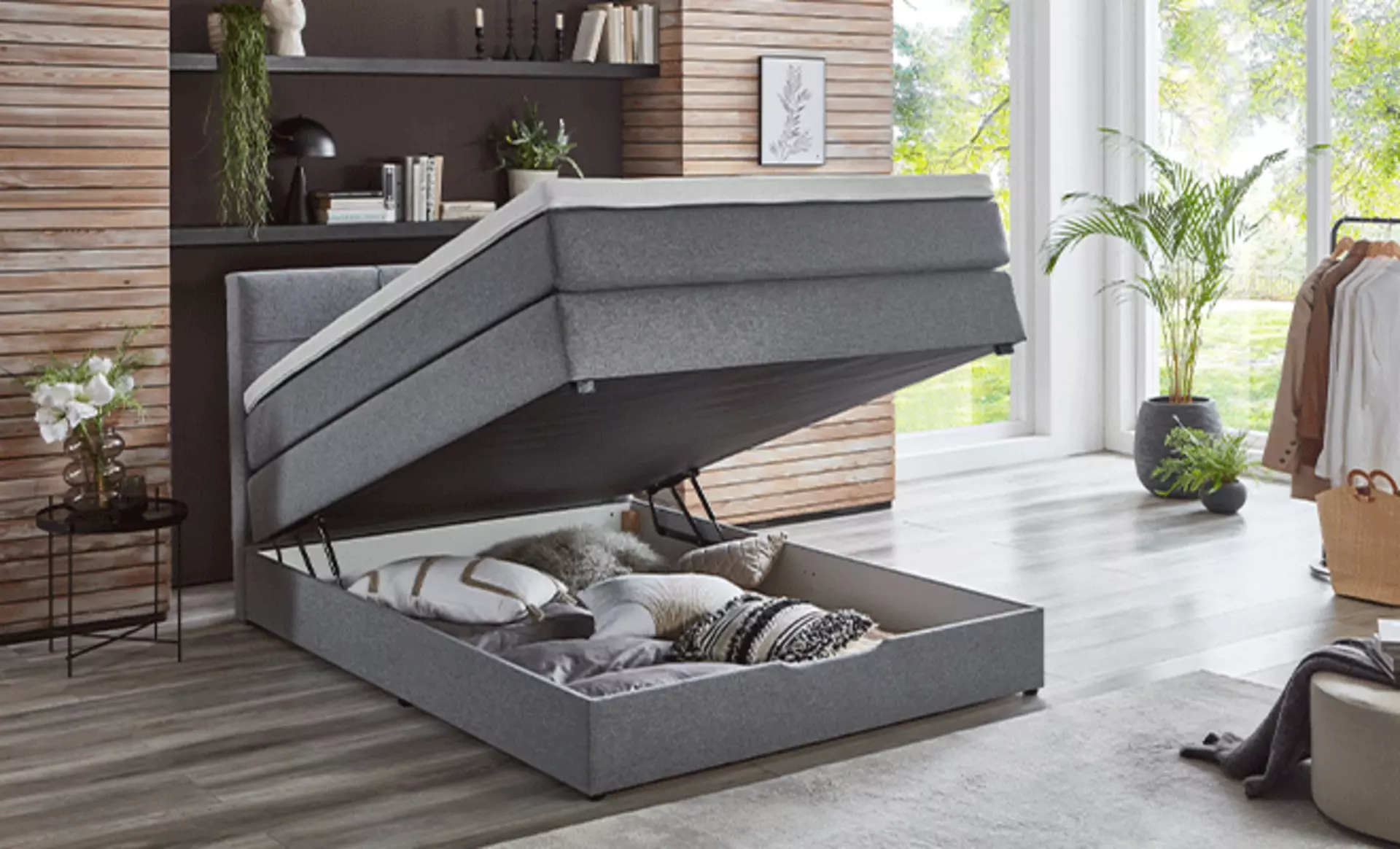 Boxspringbett mit Stauraum von Sun Garden
