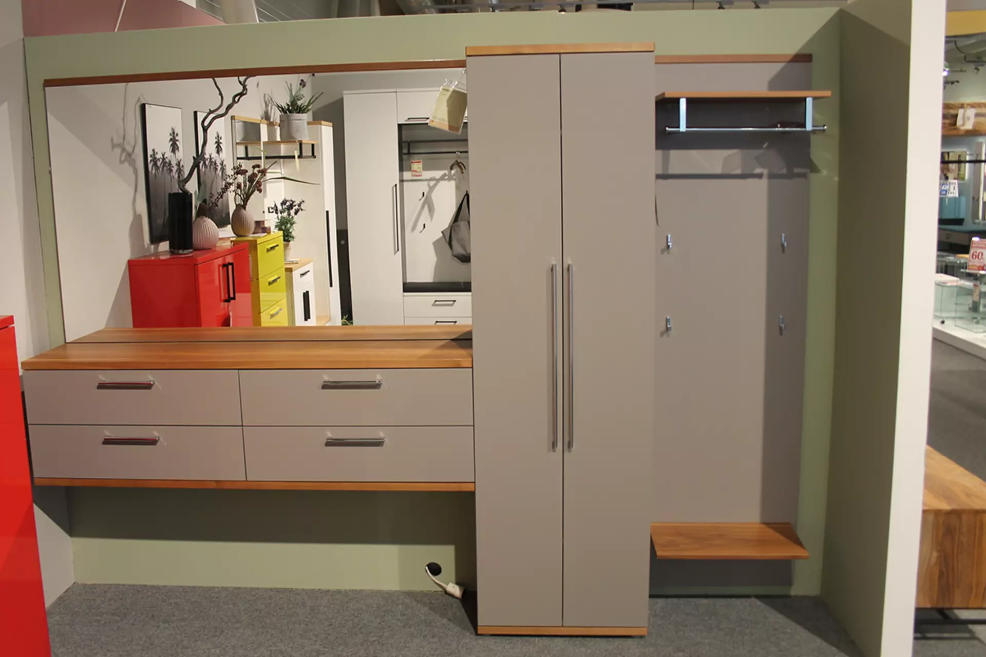 INITUS Garderobe