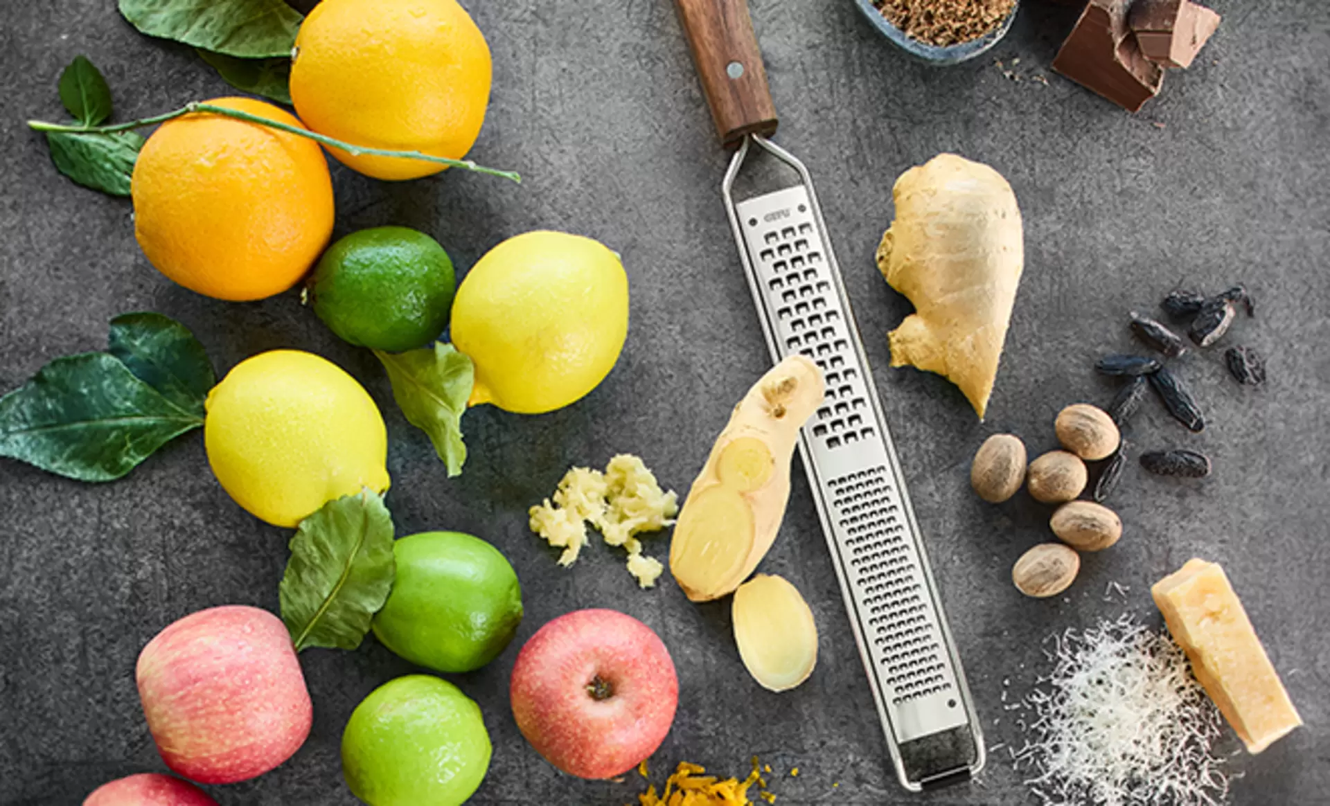 Eine GEFU Gemüsereibe für feines Gemüse wie Inwer oder auch Parmesan