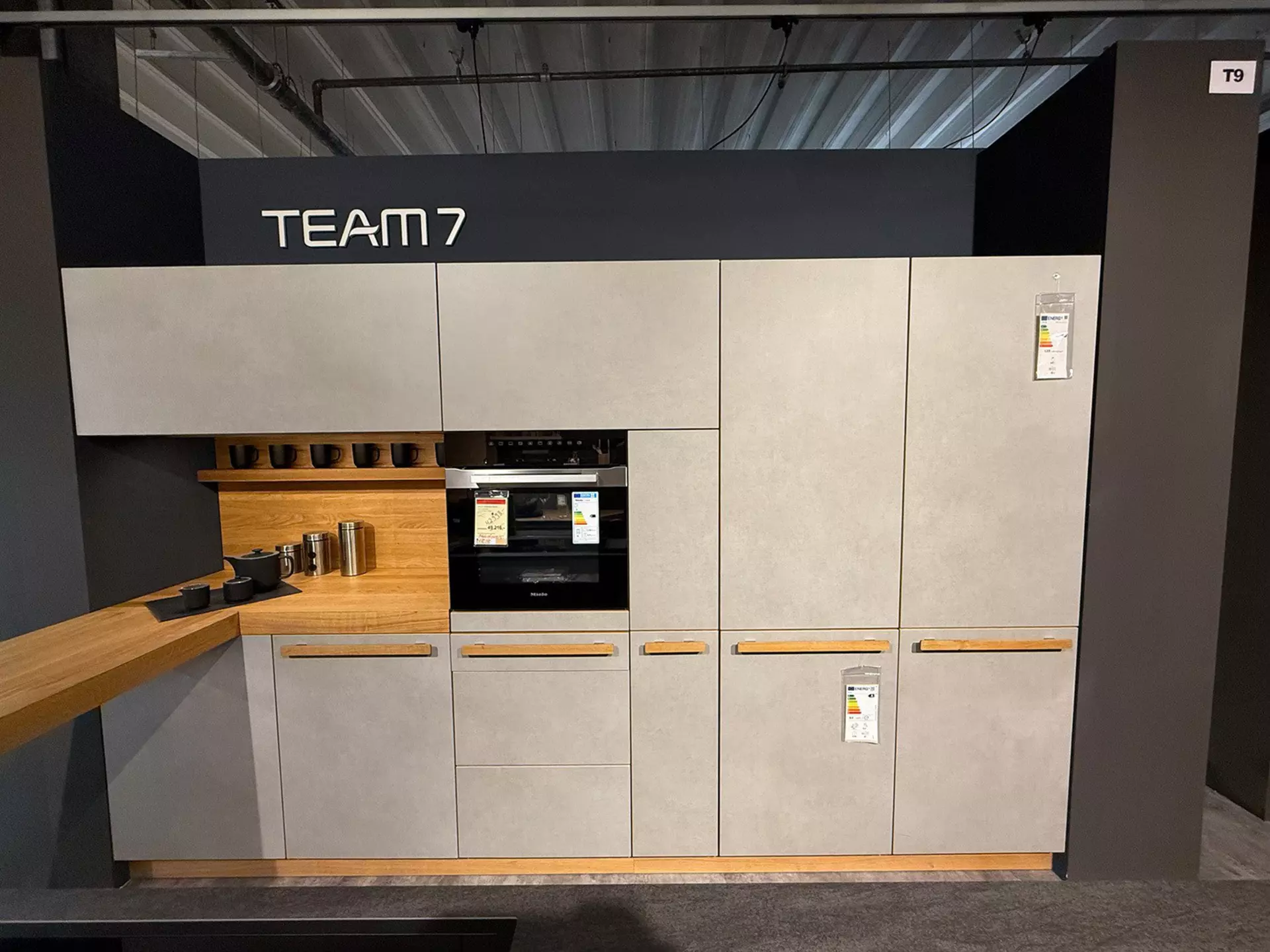 Linee KLI Einbauküche Keramik TEAM7 