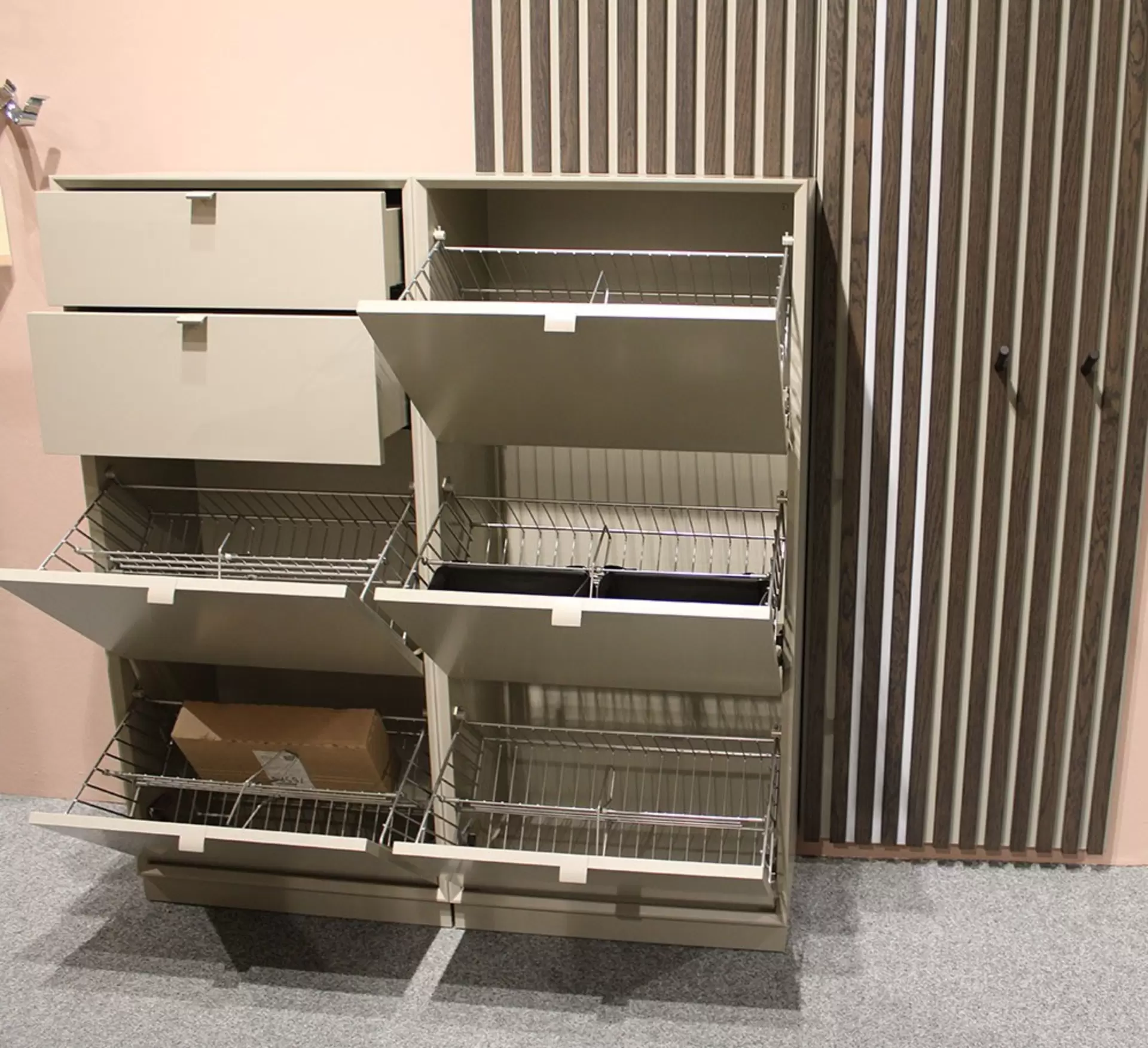 Garderobe MODO 19