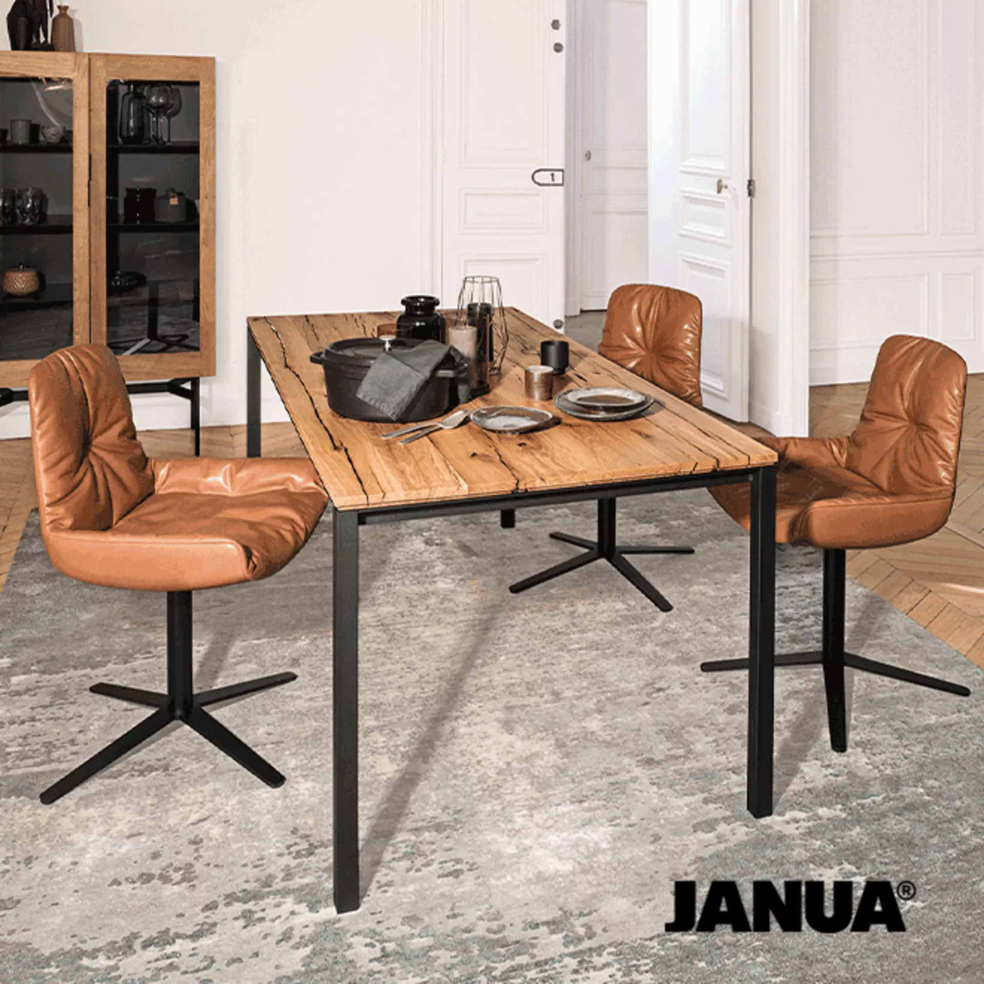 Der S600 Tisch von Janua zum Sonderpreis bei Interni