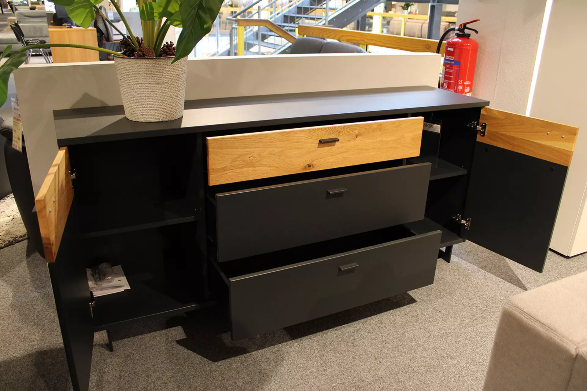 Sideboard CESENA geöffnet