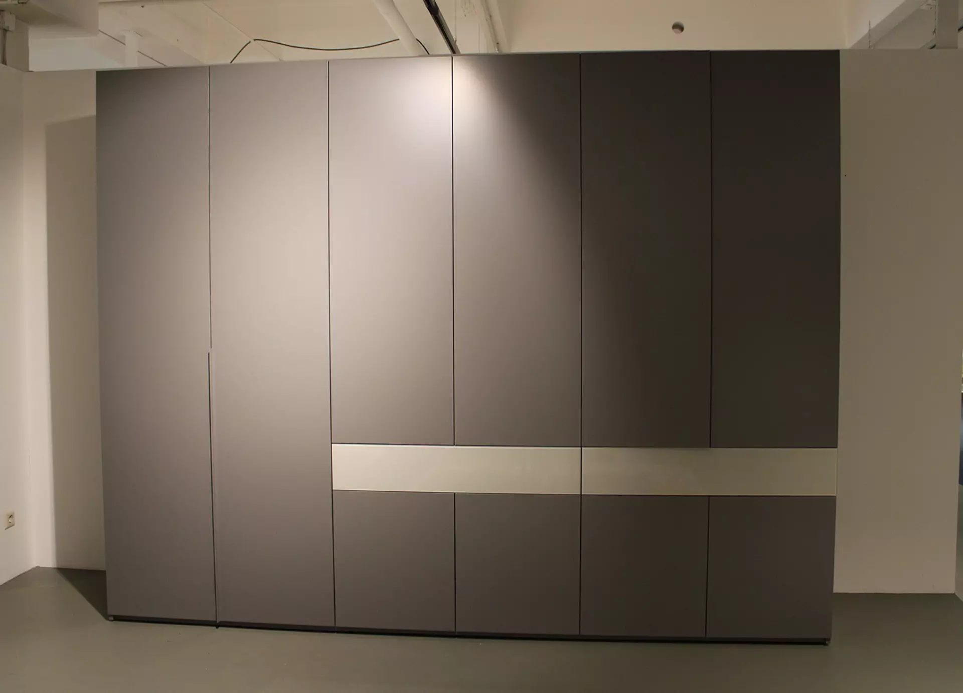 Drehtürenschrank ALEA