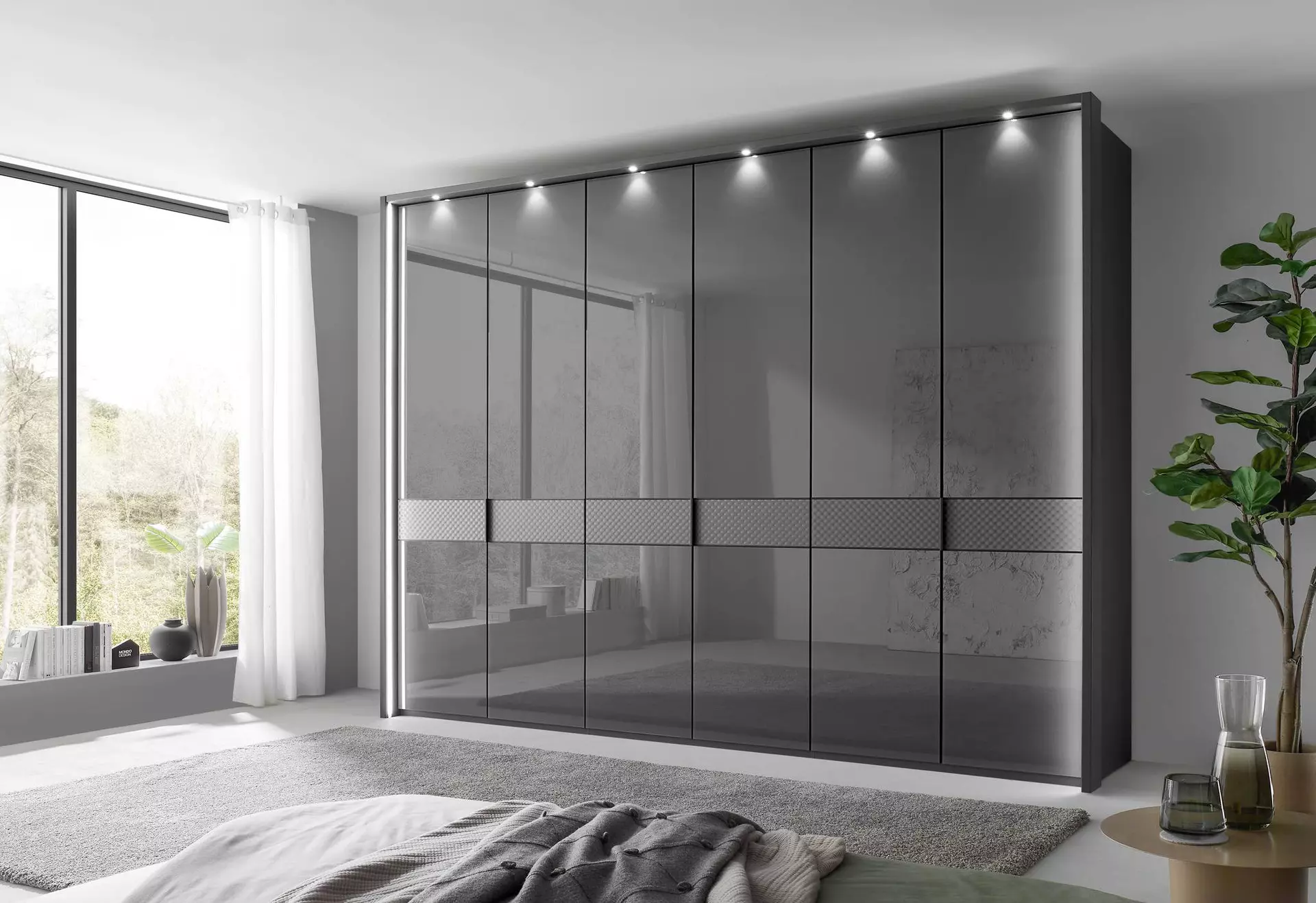 Drehtürenschrank