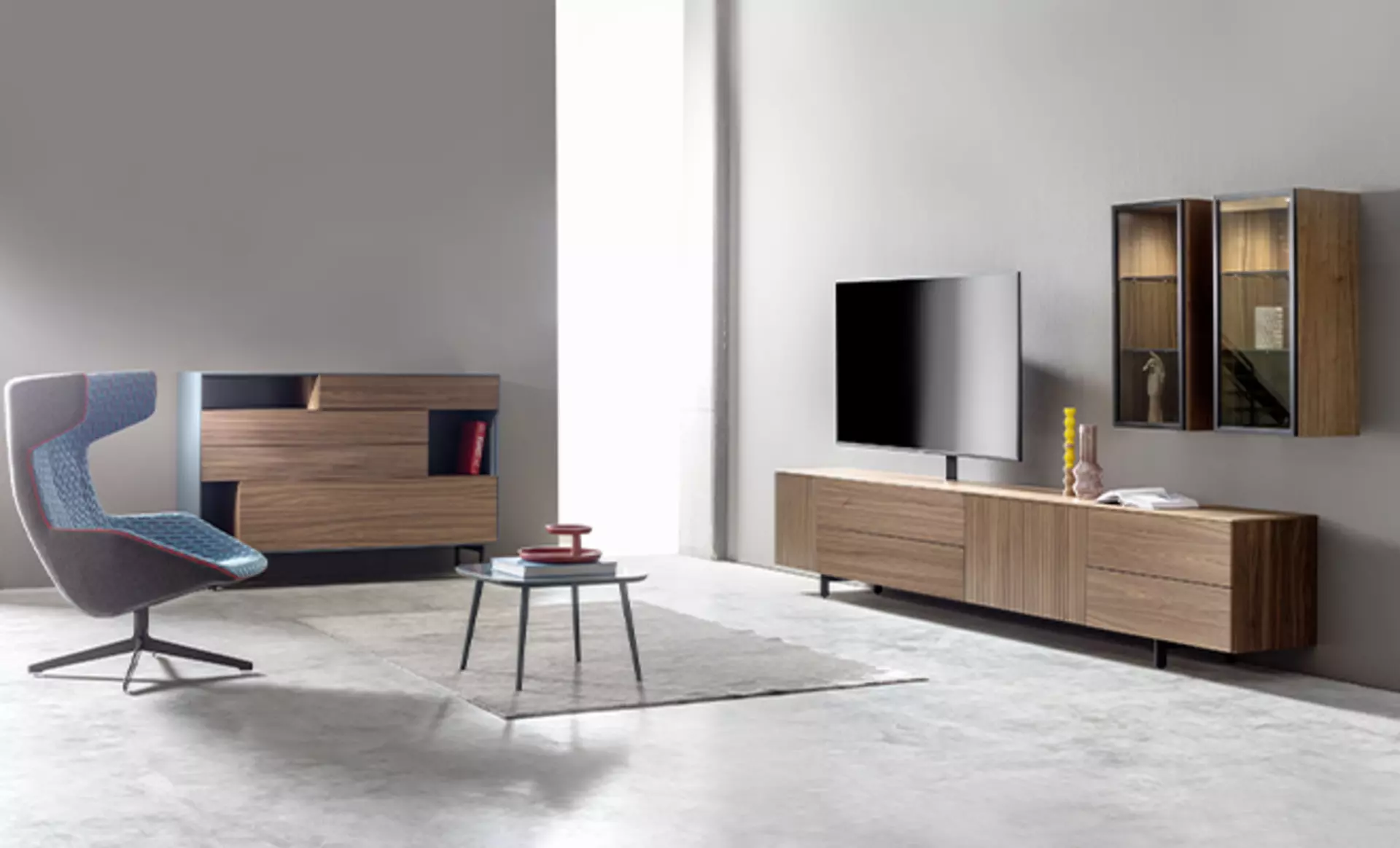 Sudbrock Wohnzimmer mit Sideboard und TV-Board aus Holz